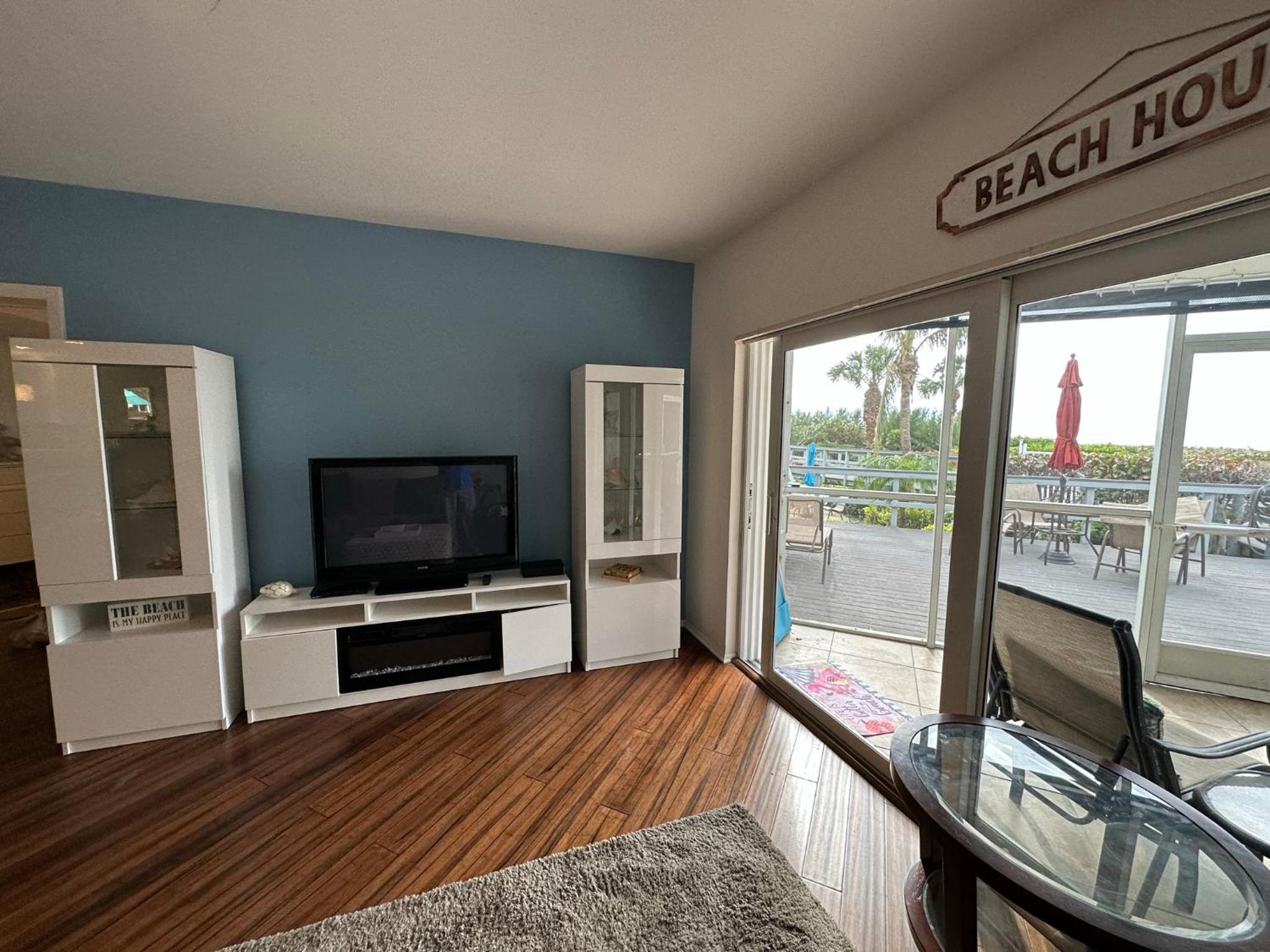 Apartment with Sea View photo 3