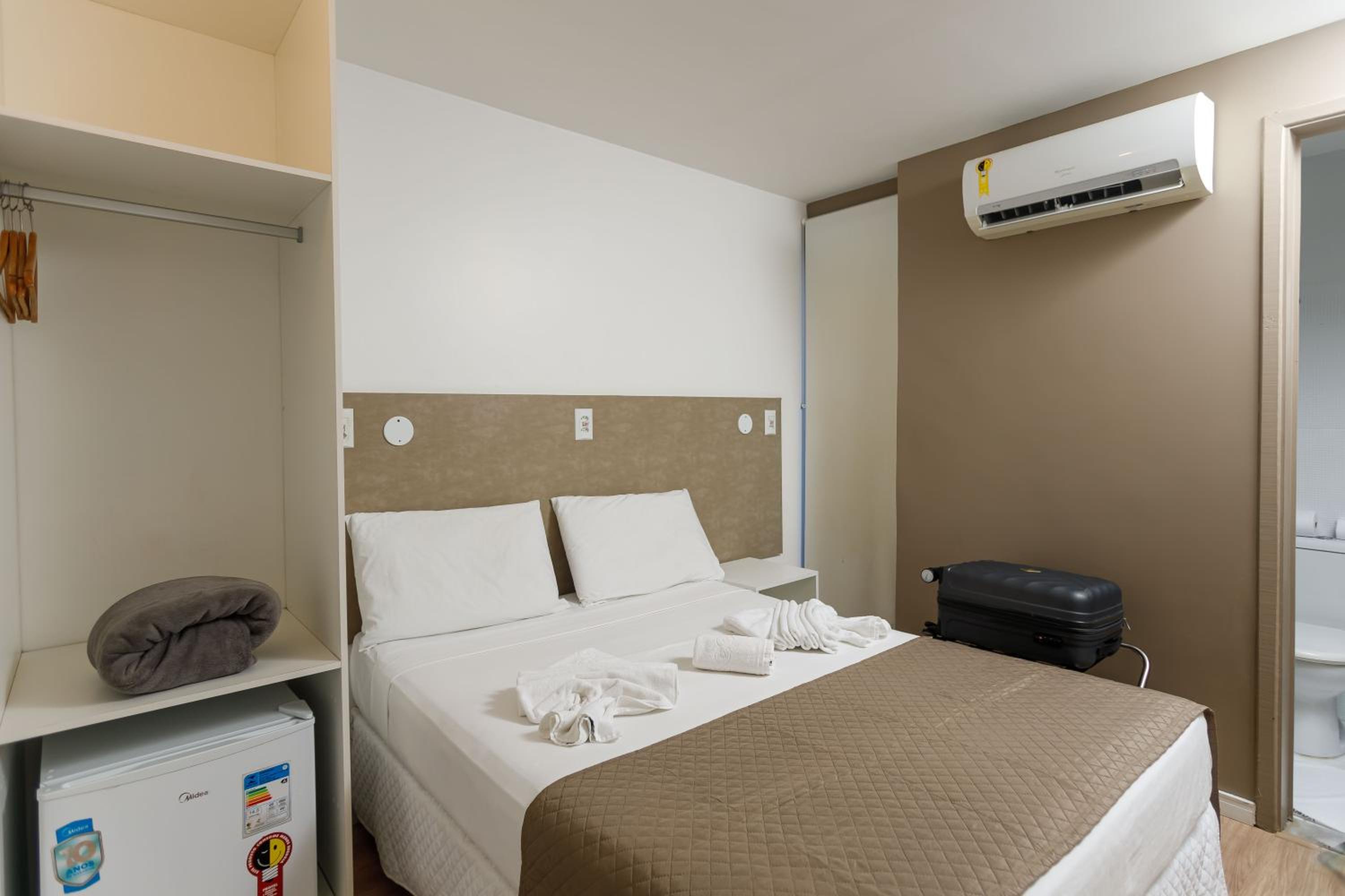 Double Room - Photo 12