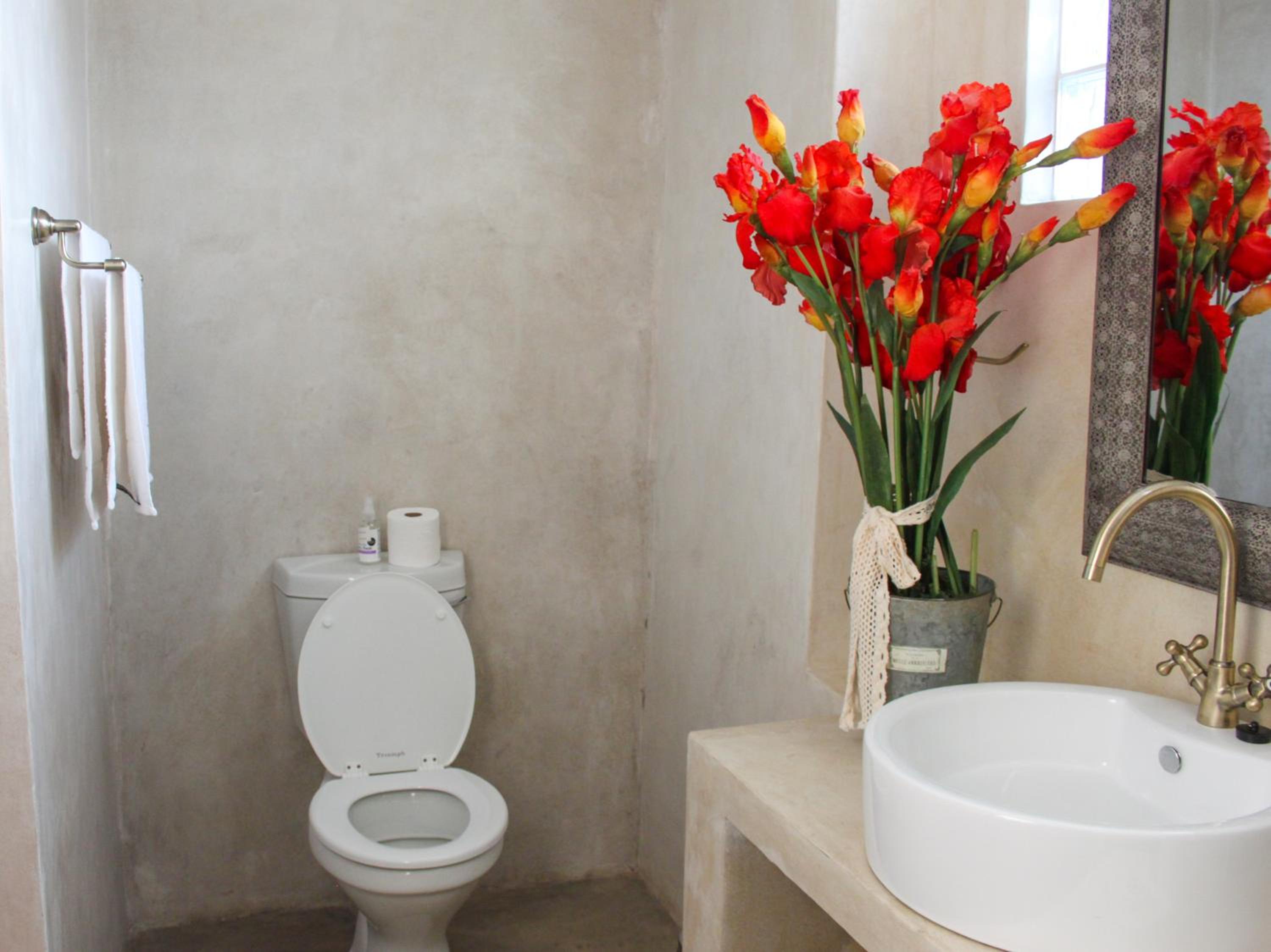 Double Room with Private Bathroom - Photo 13