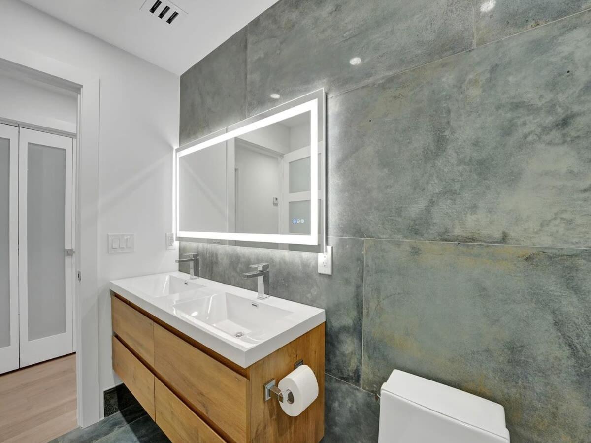 Villa photo 2