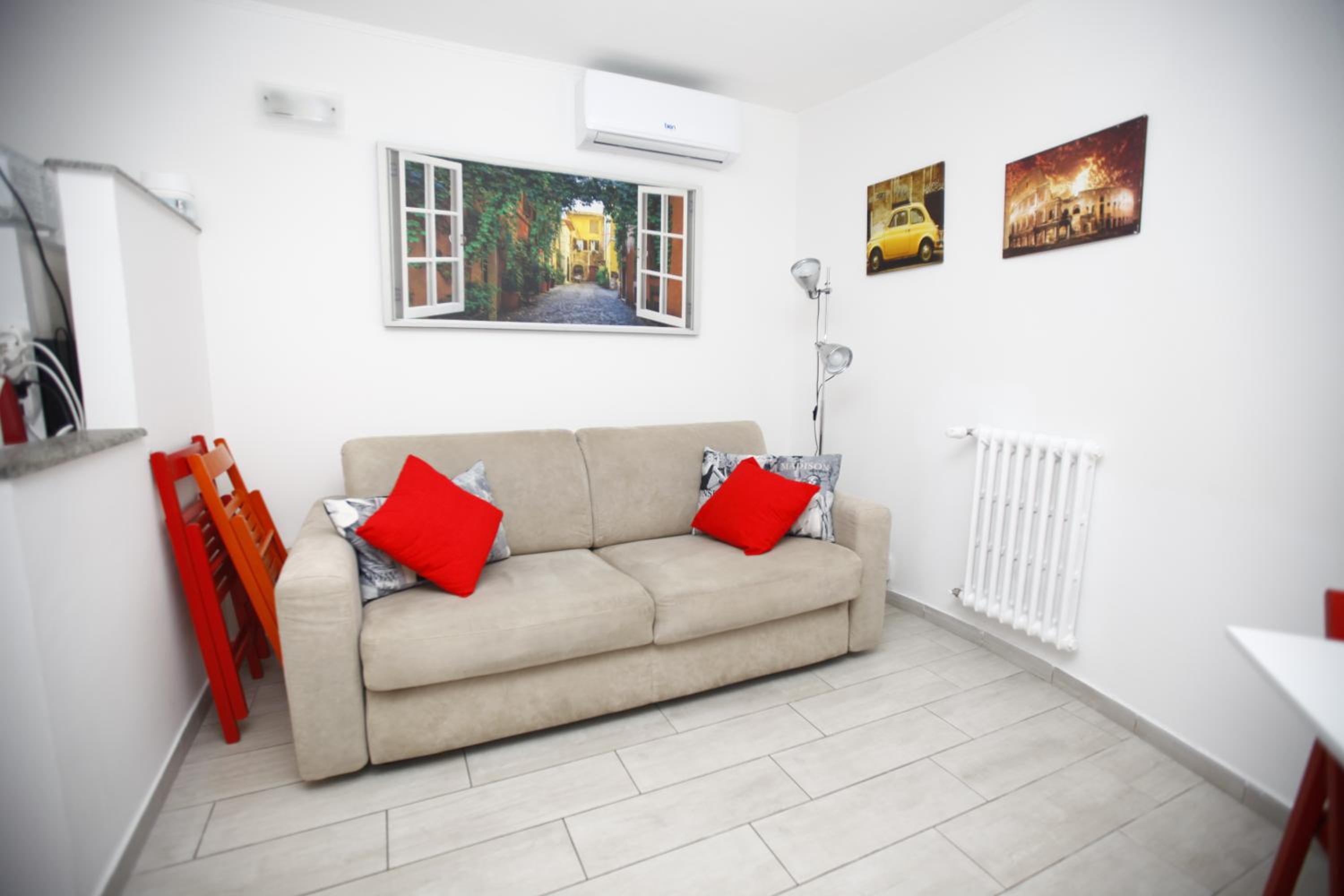 Superior One-Bedroom Apartment with Balcony