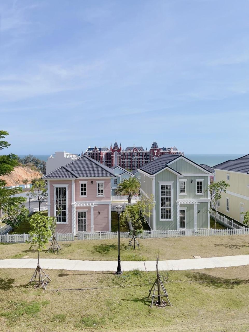 Villa photo 3