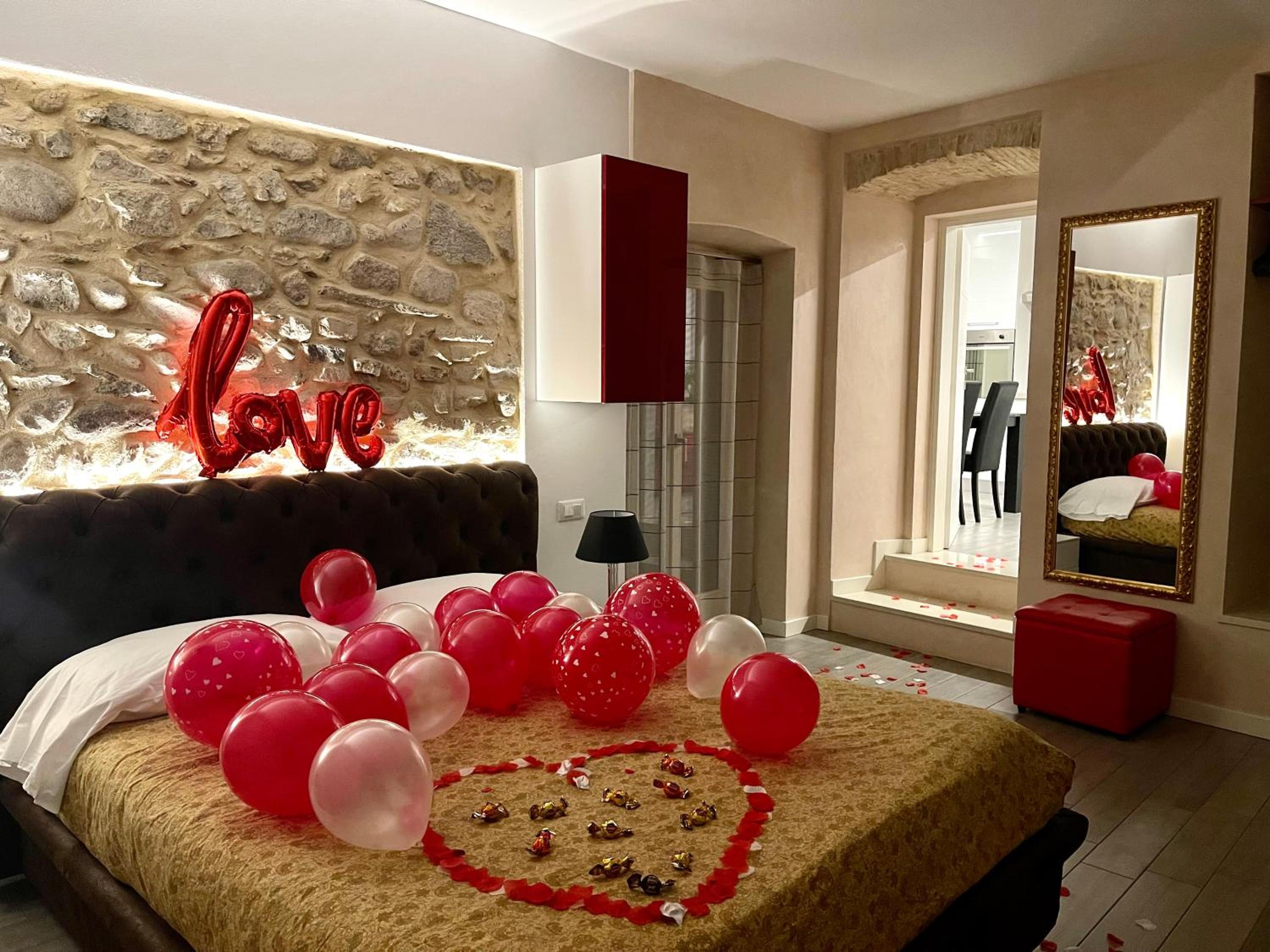 Queen Suite with Spa Bath - Photo 30