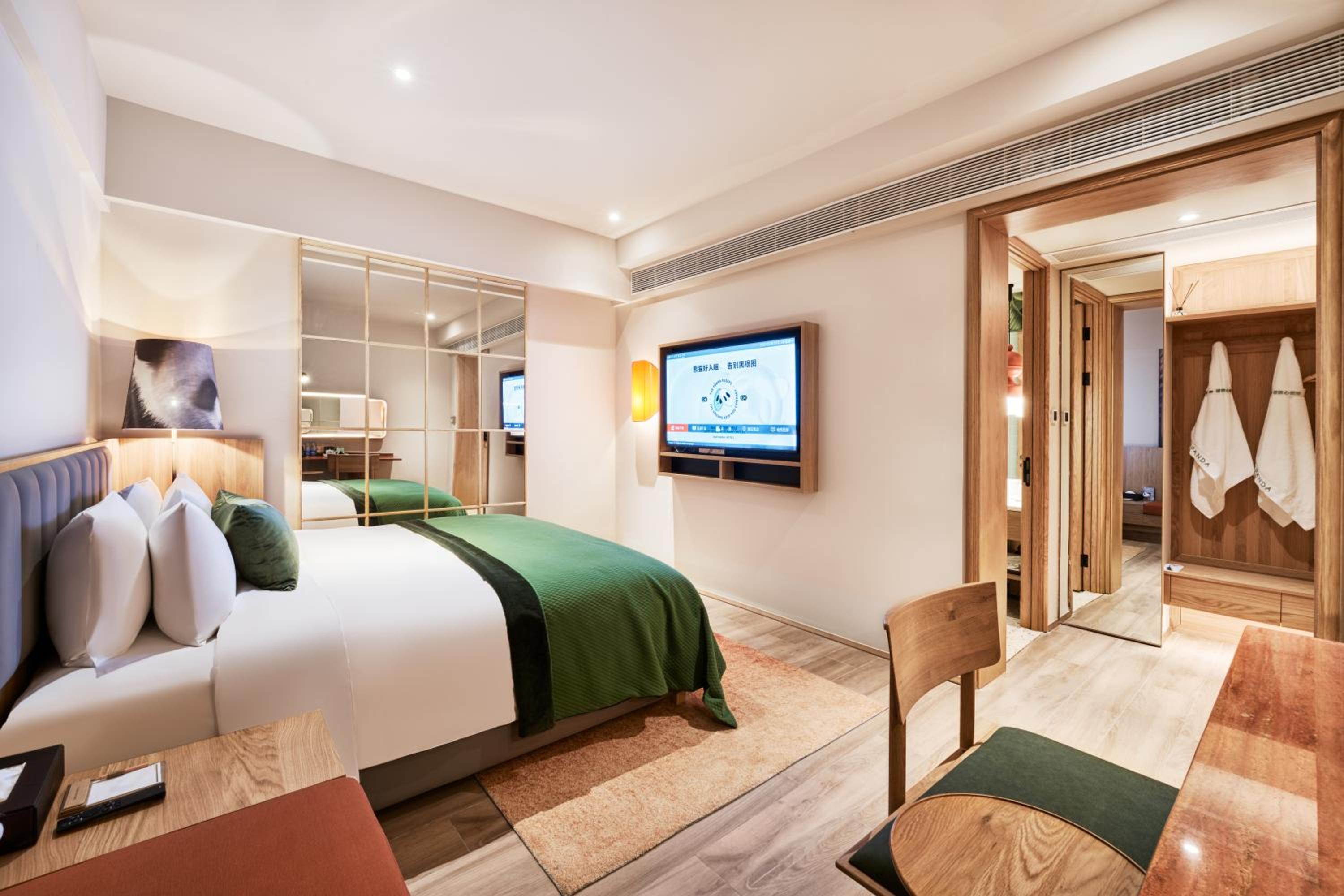 Superior Queen Room