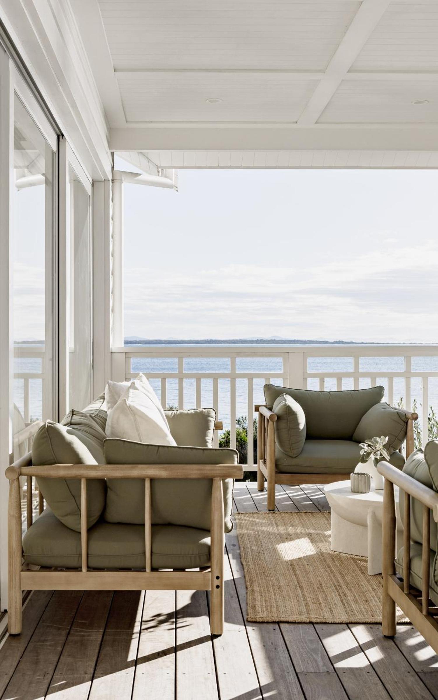 Apartment with Sea View photo 2