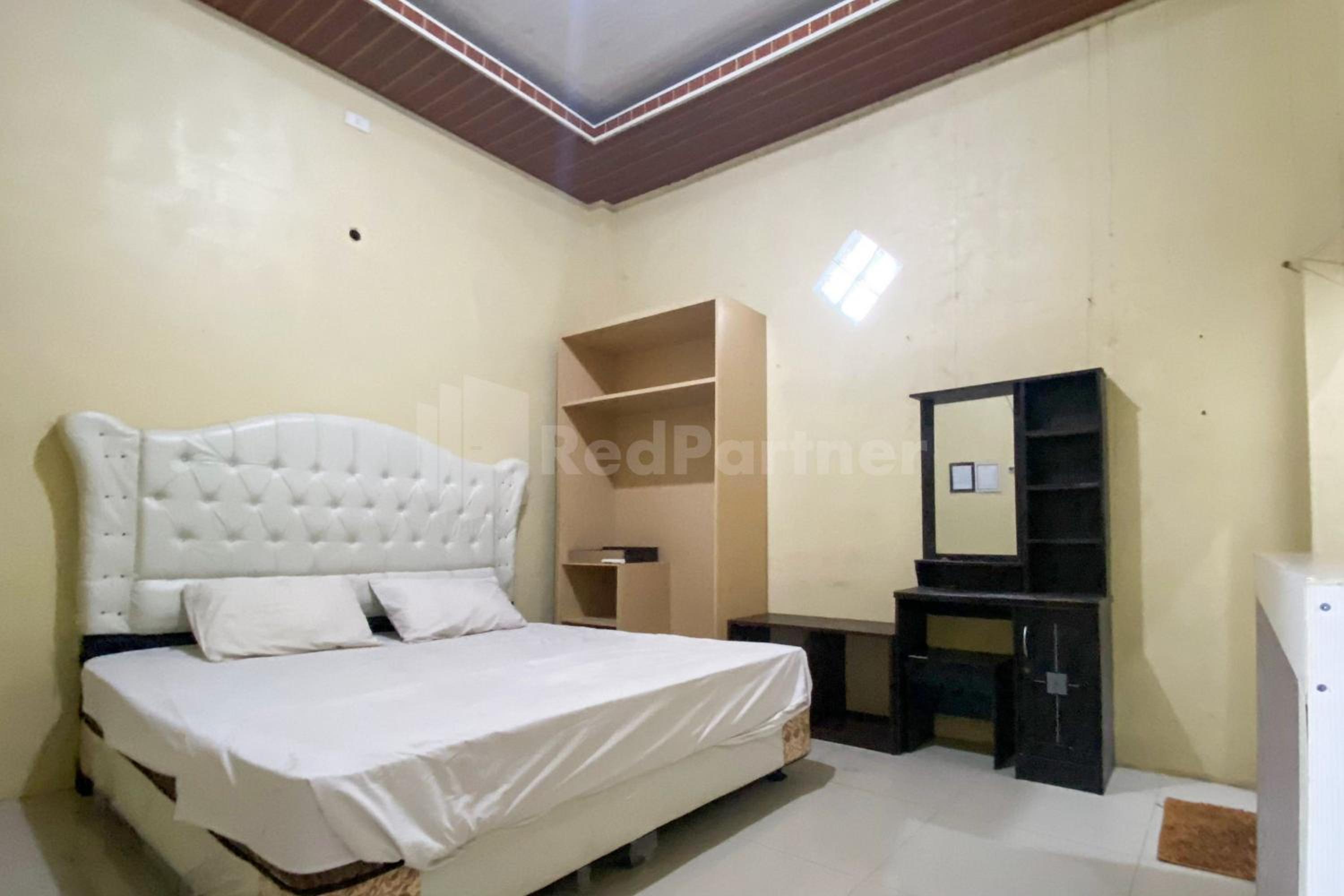 Deluxe Room - Photo 1