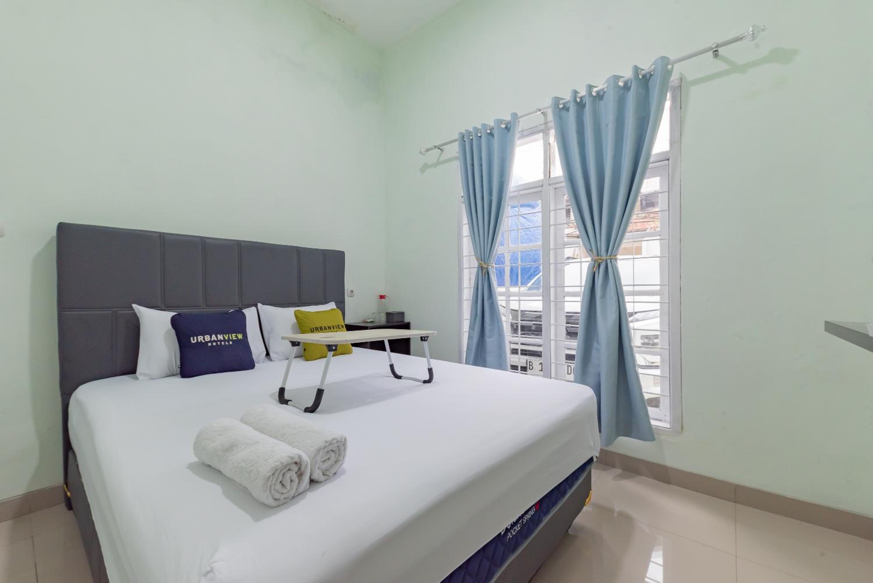Deluxe Room - Photo 1