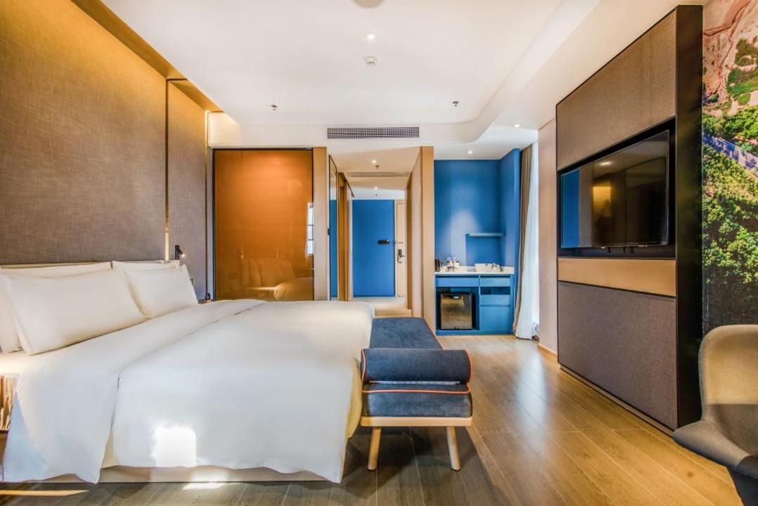 Elegant Double Room photo 3