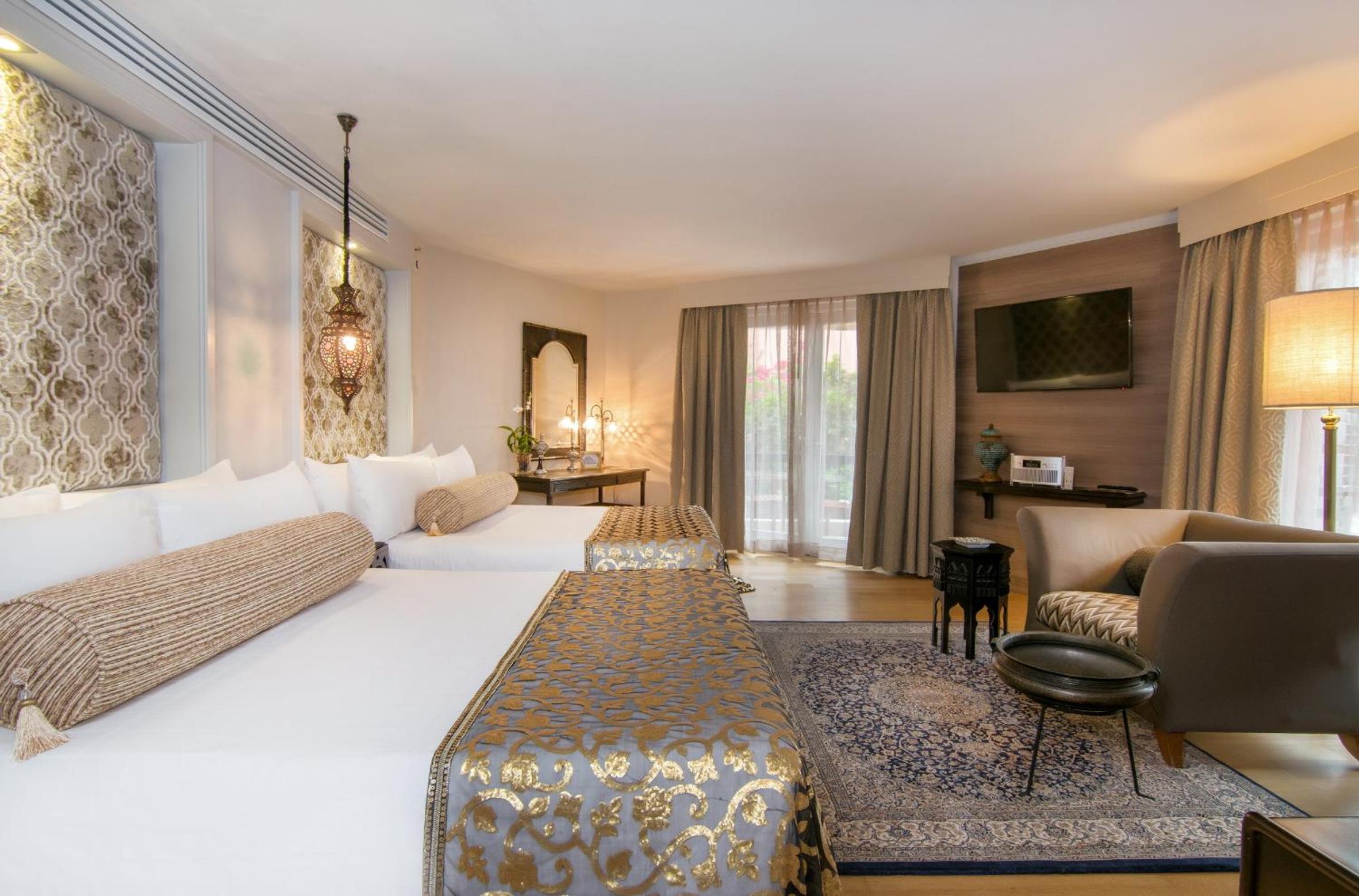 Executive Family Suite photo 3