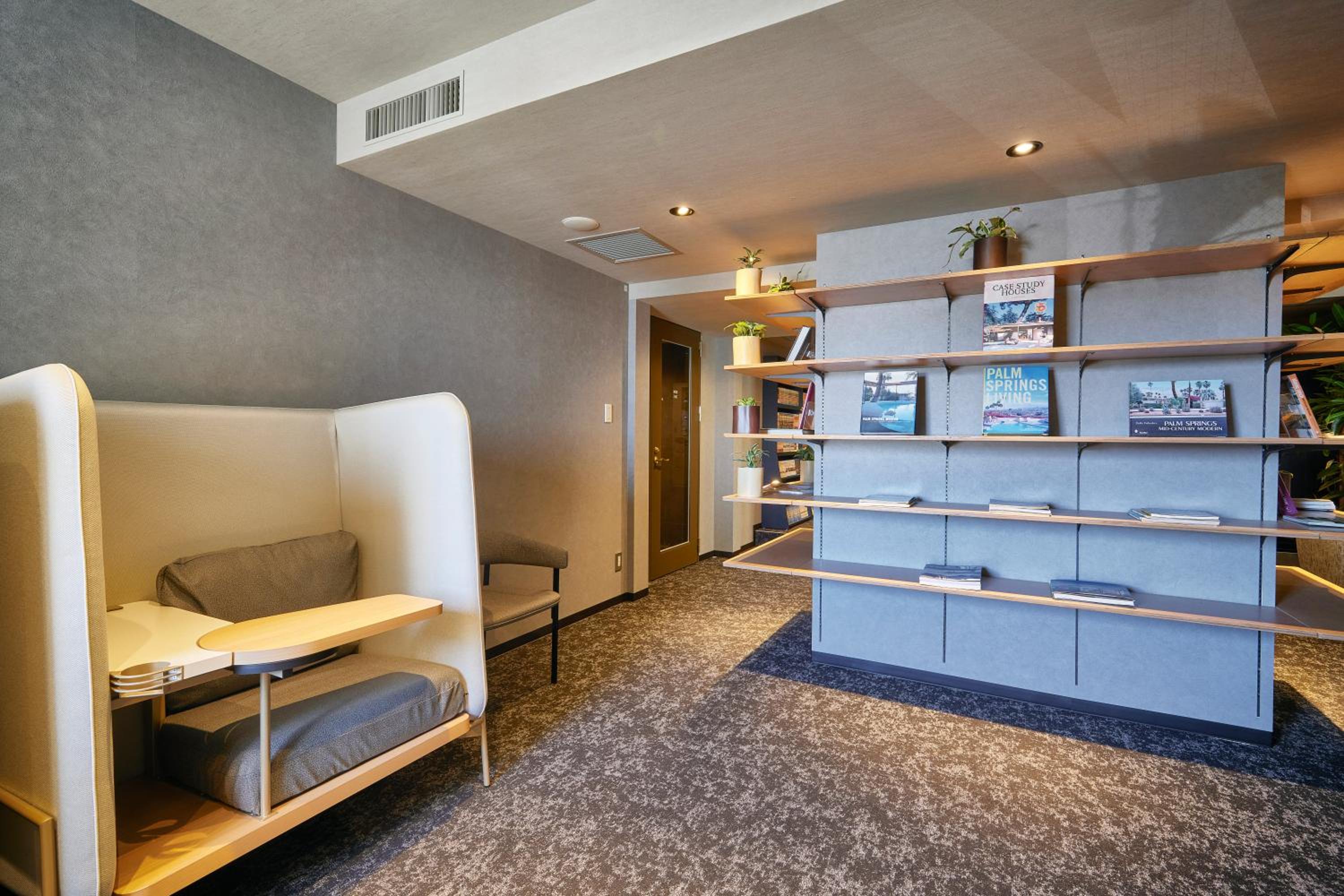 Single Room - Non-Smoking photo 3