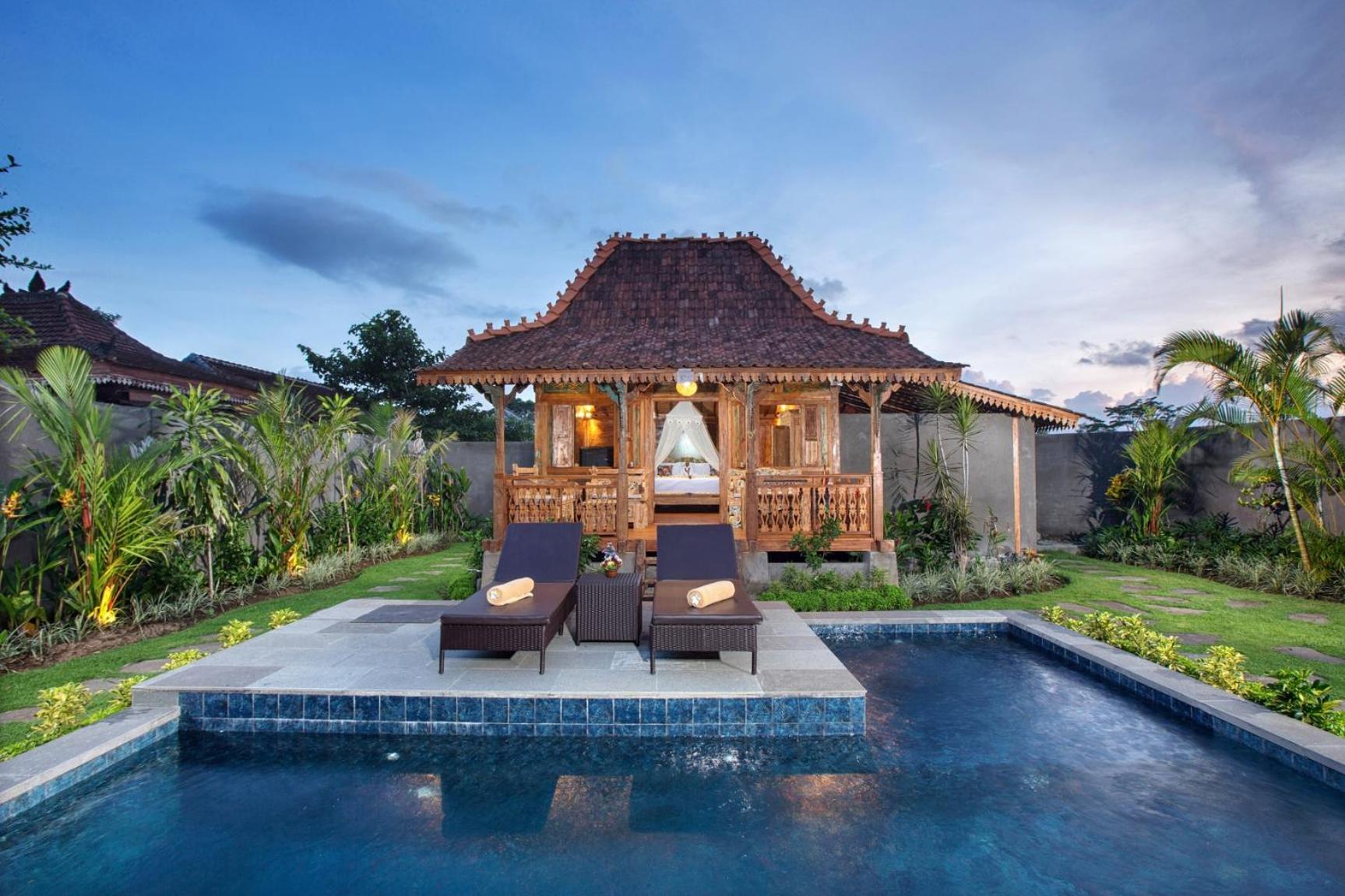 Villa with Private Pool - Photo 27