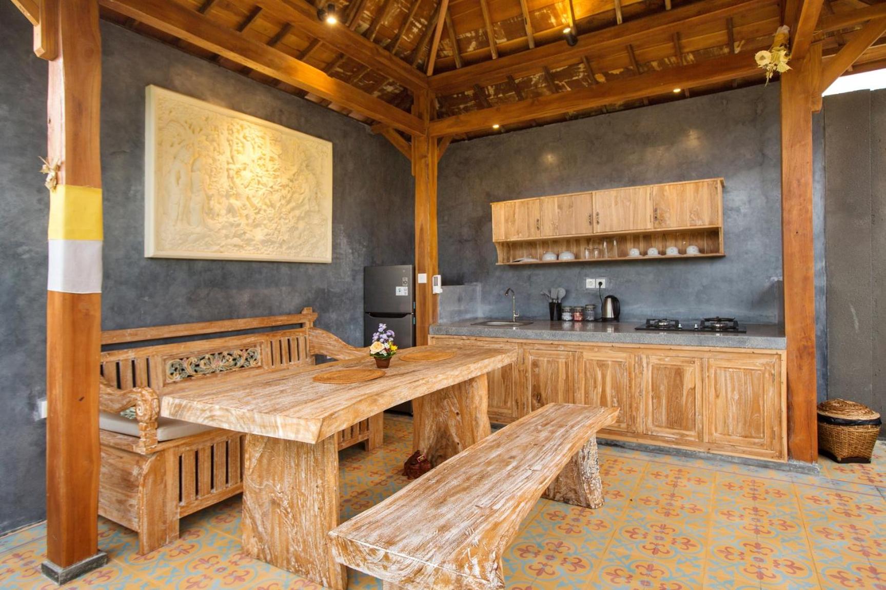 Villa with Private Pool - Photo 28
