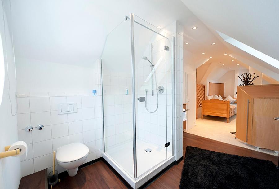 Double Room - Photo 9