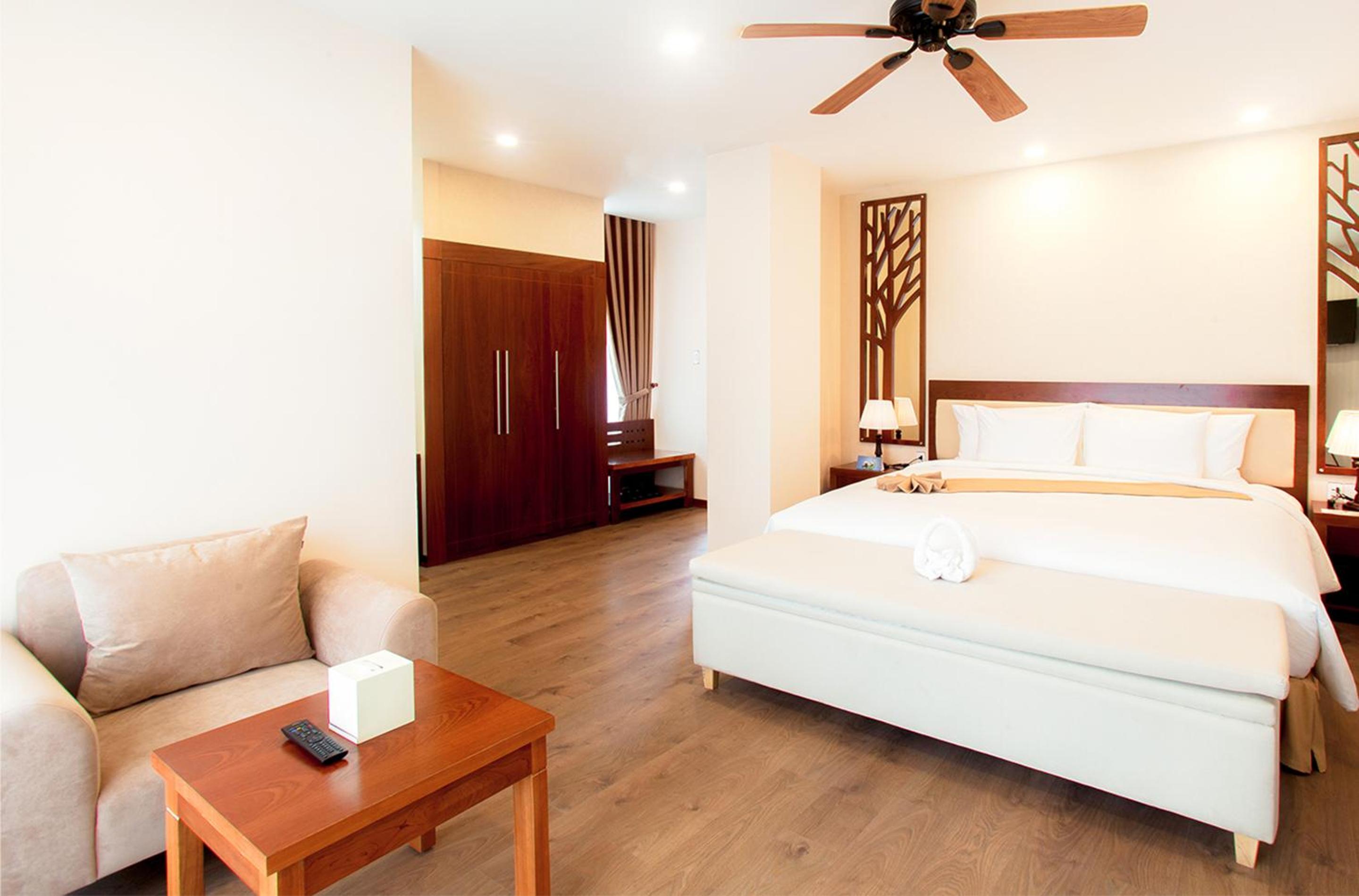 Executive Suite Valley View