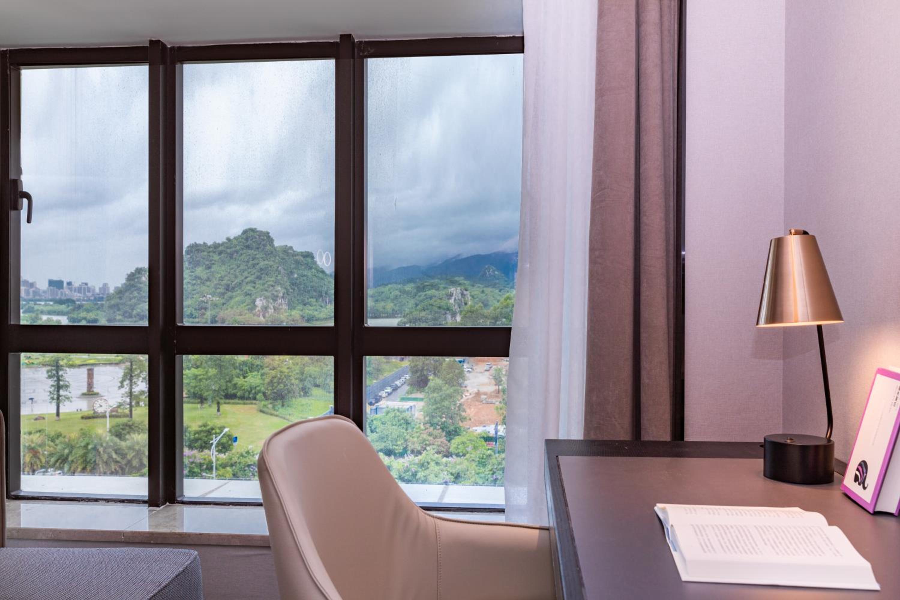 Jimu Double Room with Lake View photo 2