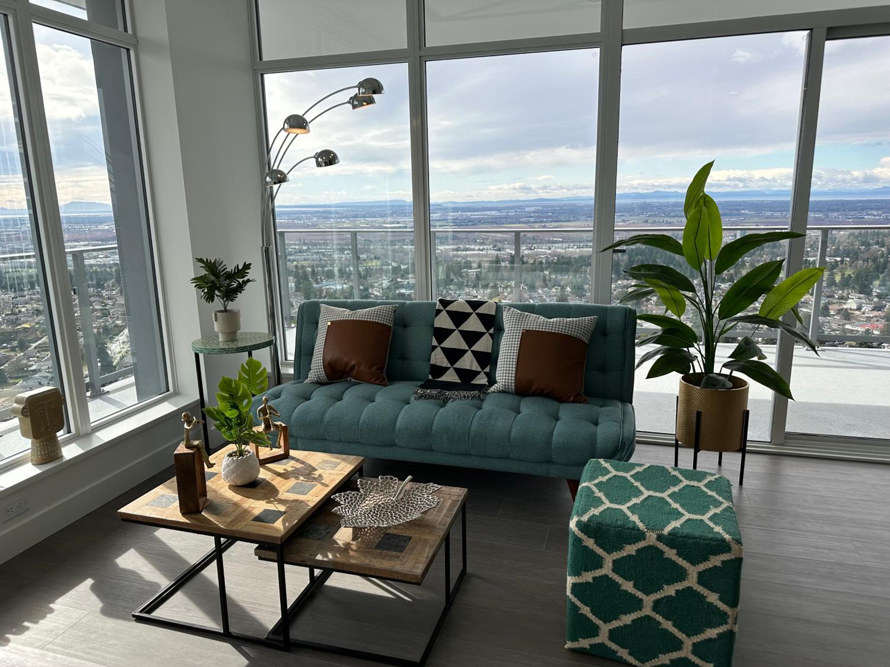 Apartment with Mountain View photo 1