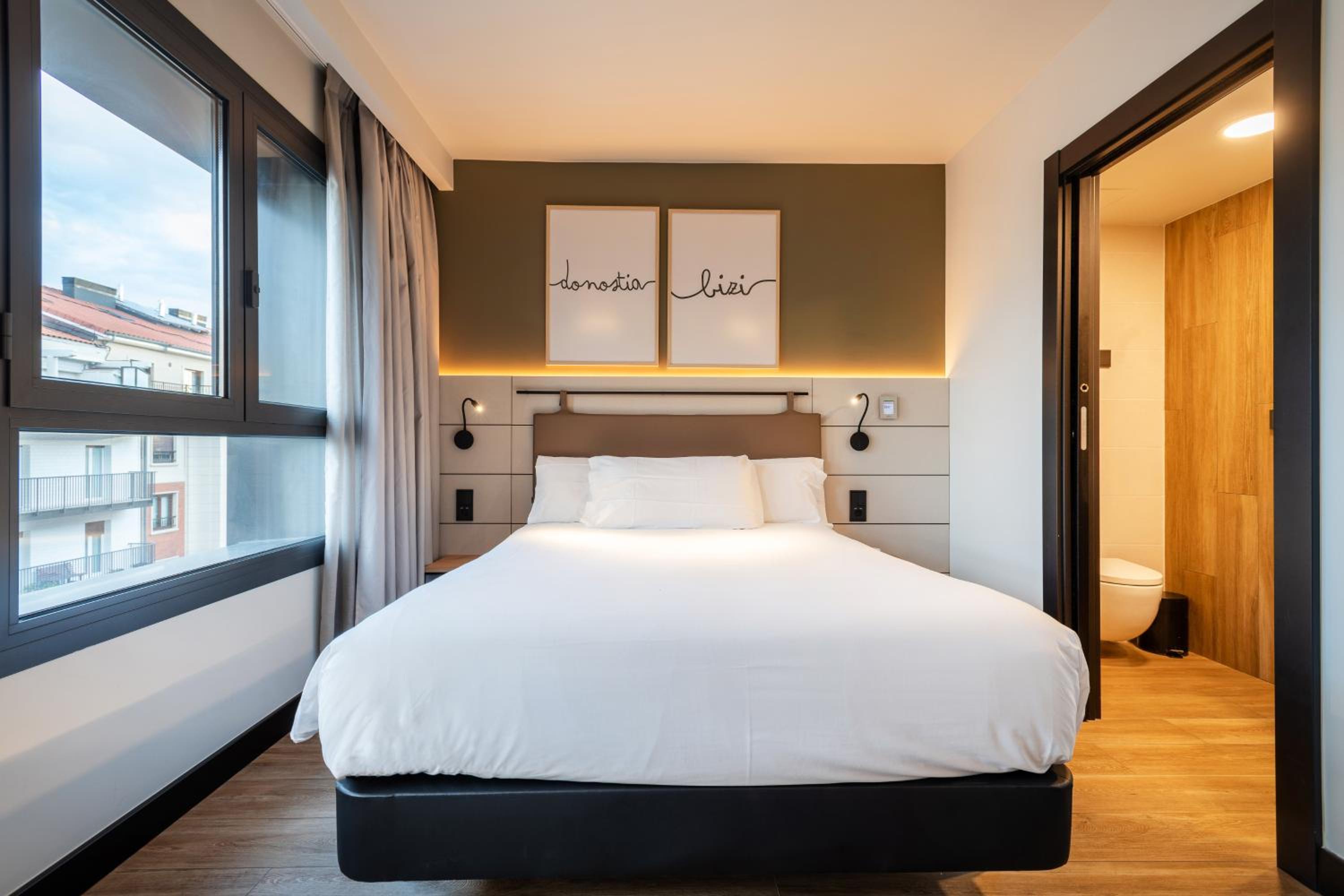 Superior Double Room - Photo 2