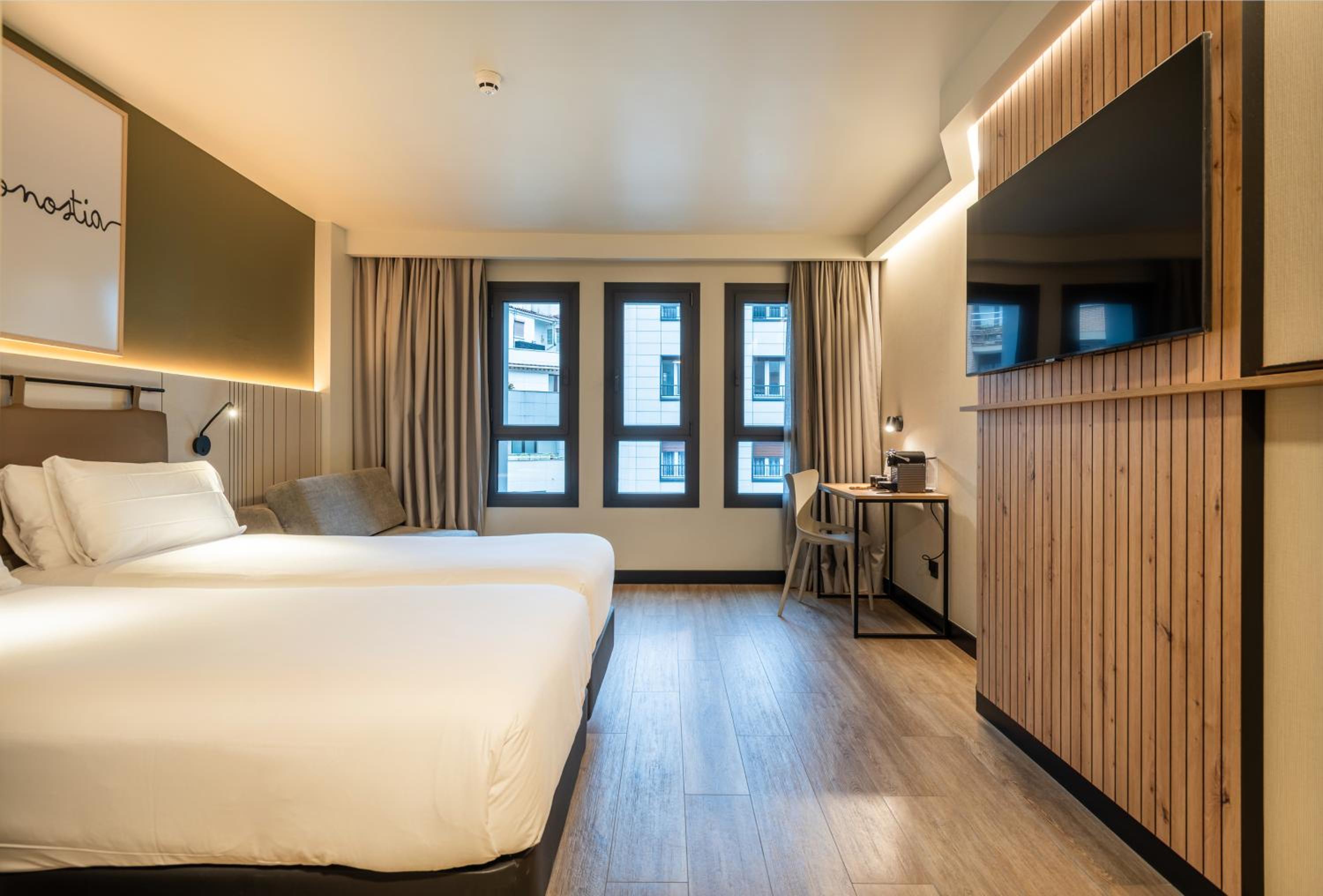Superior Triple Room - Photo 8