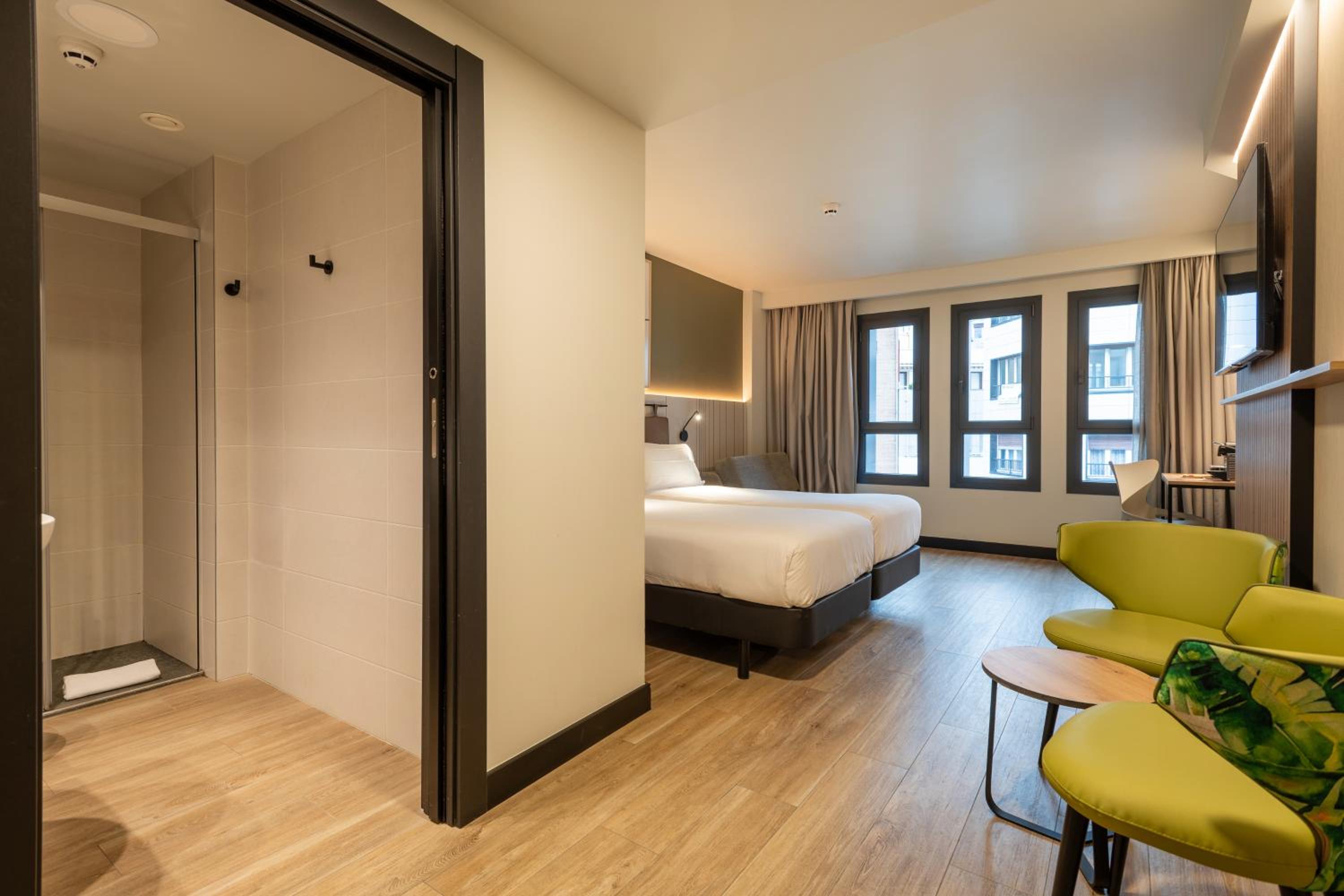 Superior Triple Room - Photo 7