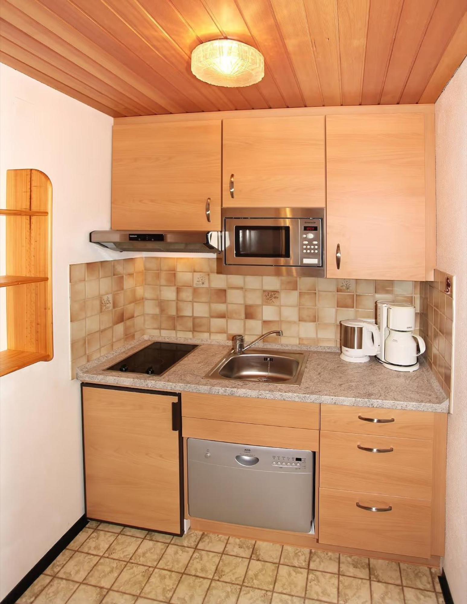 Superior One-Bedroom Apartment with Balcony photo 3