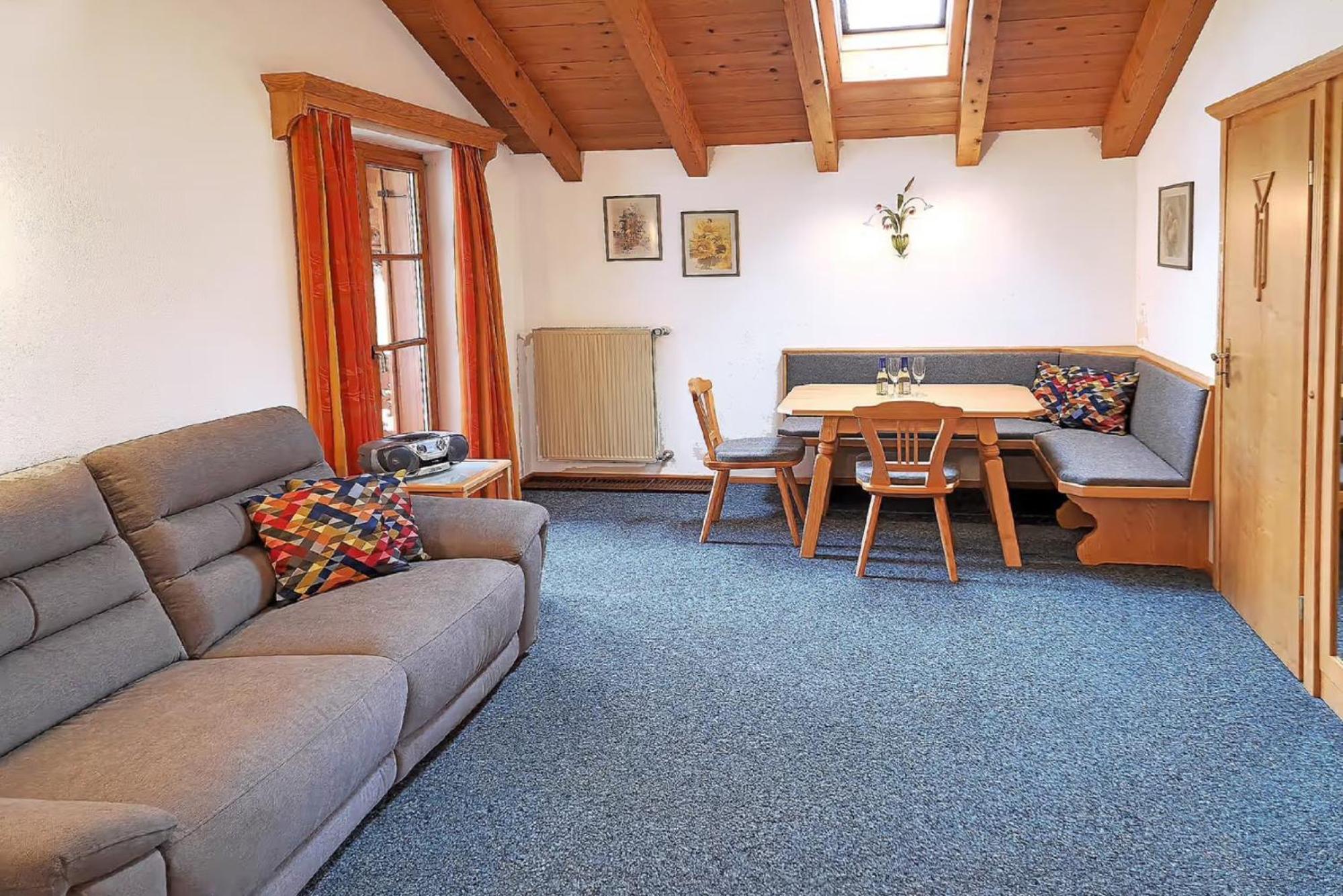 Superior One-Bedroom Apartment with Balcony