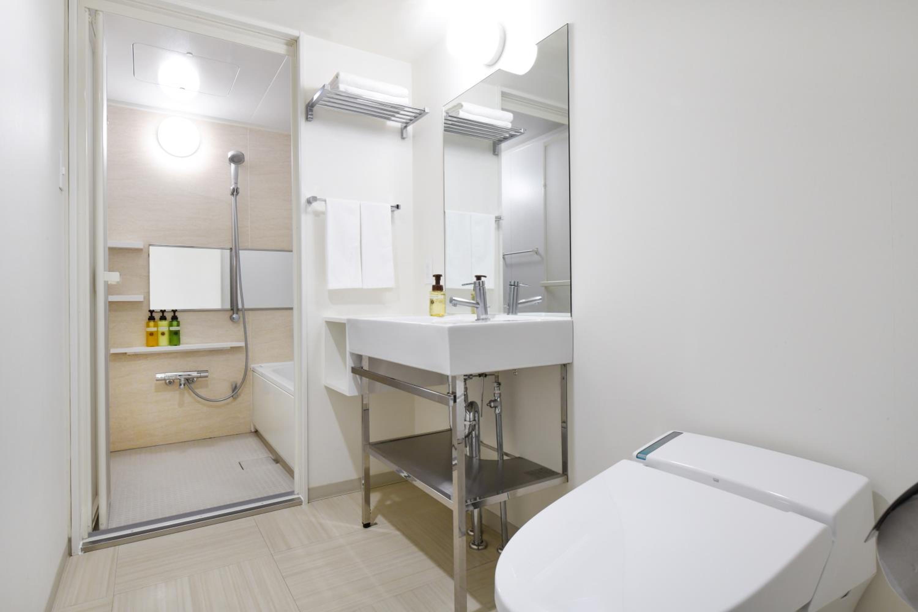 Standard Twin Room - Non-Smoking - House Keeping is Optional with Additional Cost