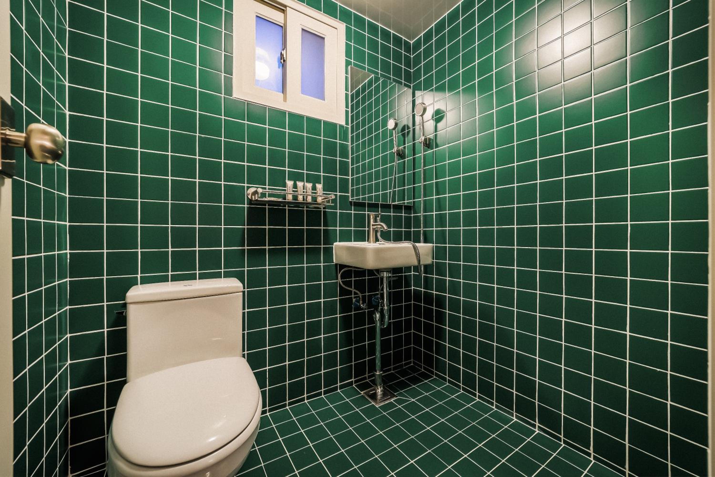 Quadruple Room - Photo 10