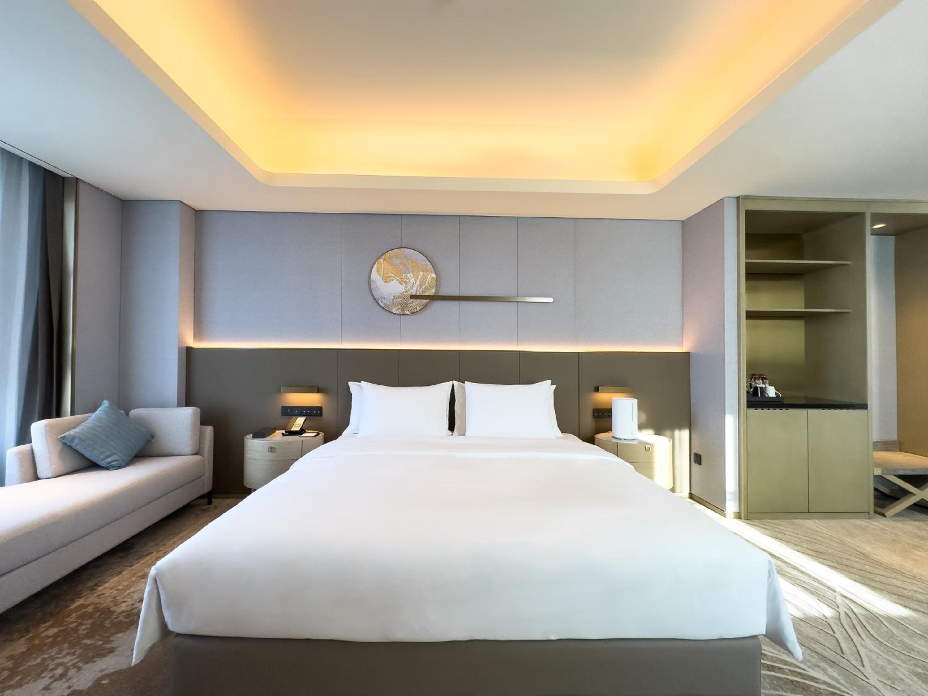 Superior King Room photo 3