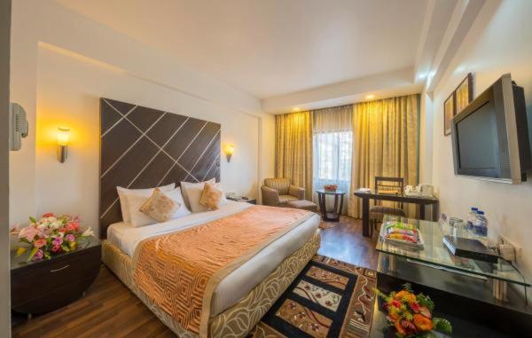 Deluxe Double Room photo 2