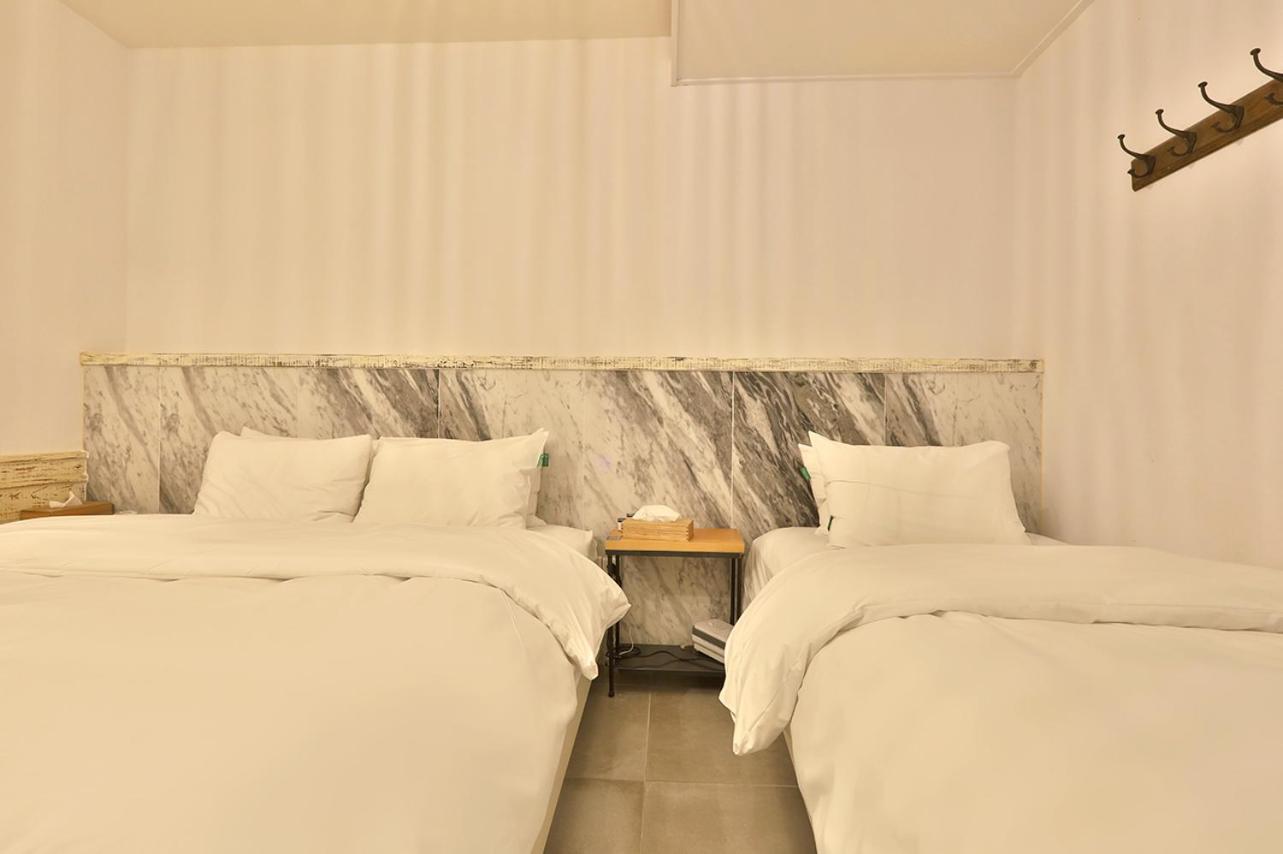 Suite twin photo 2