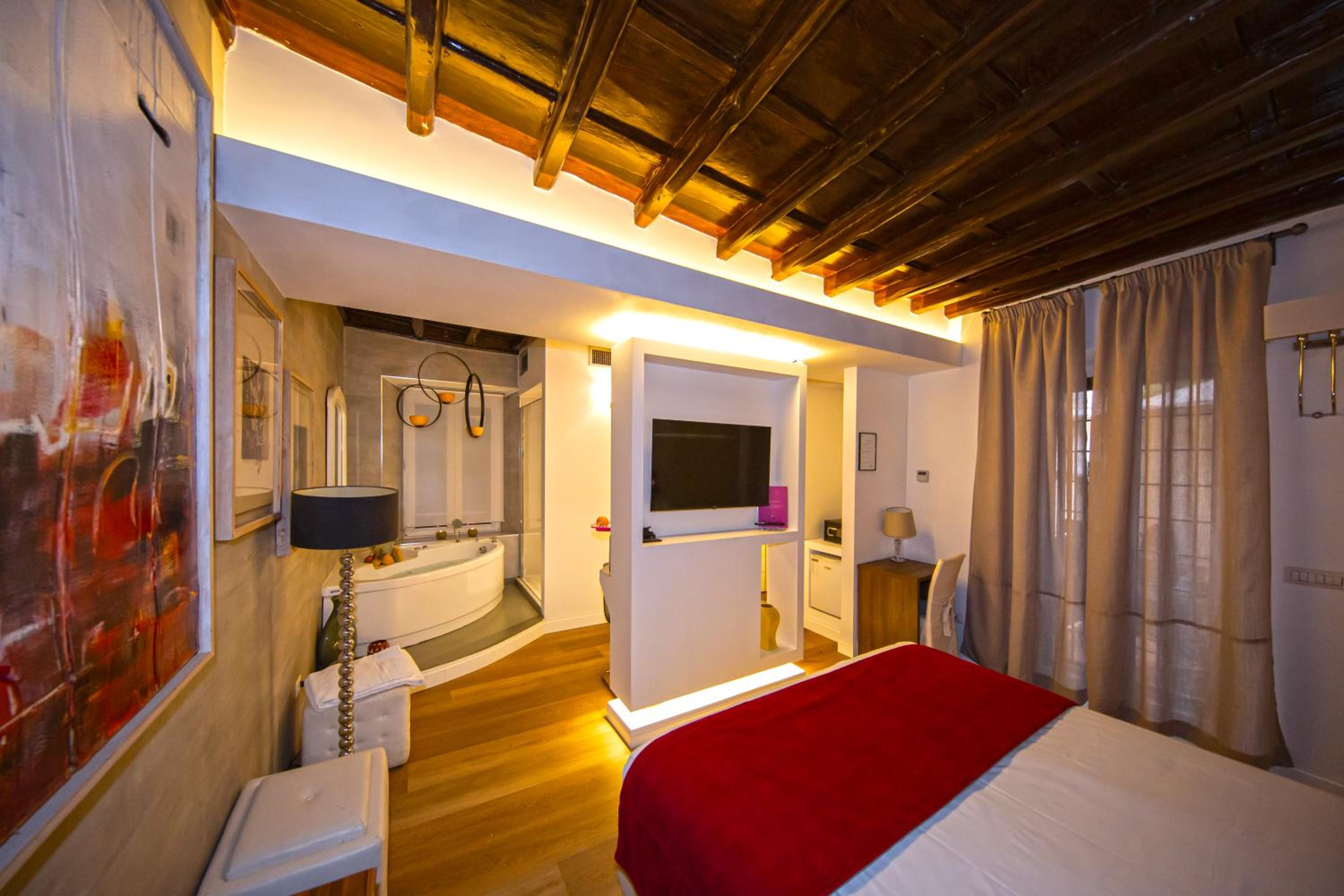 King Room with Spa Bath photo 1