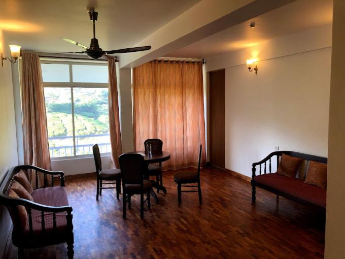 Suite - Photo 3