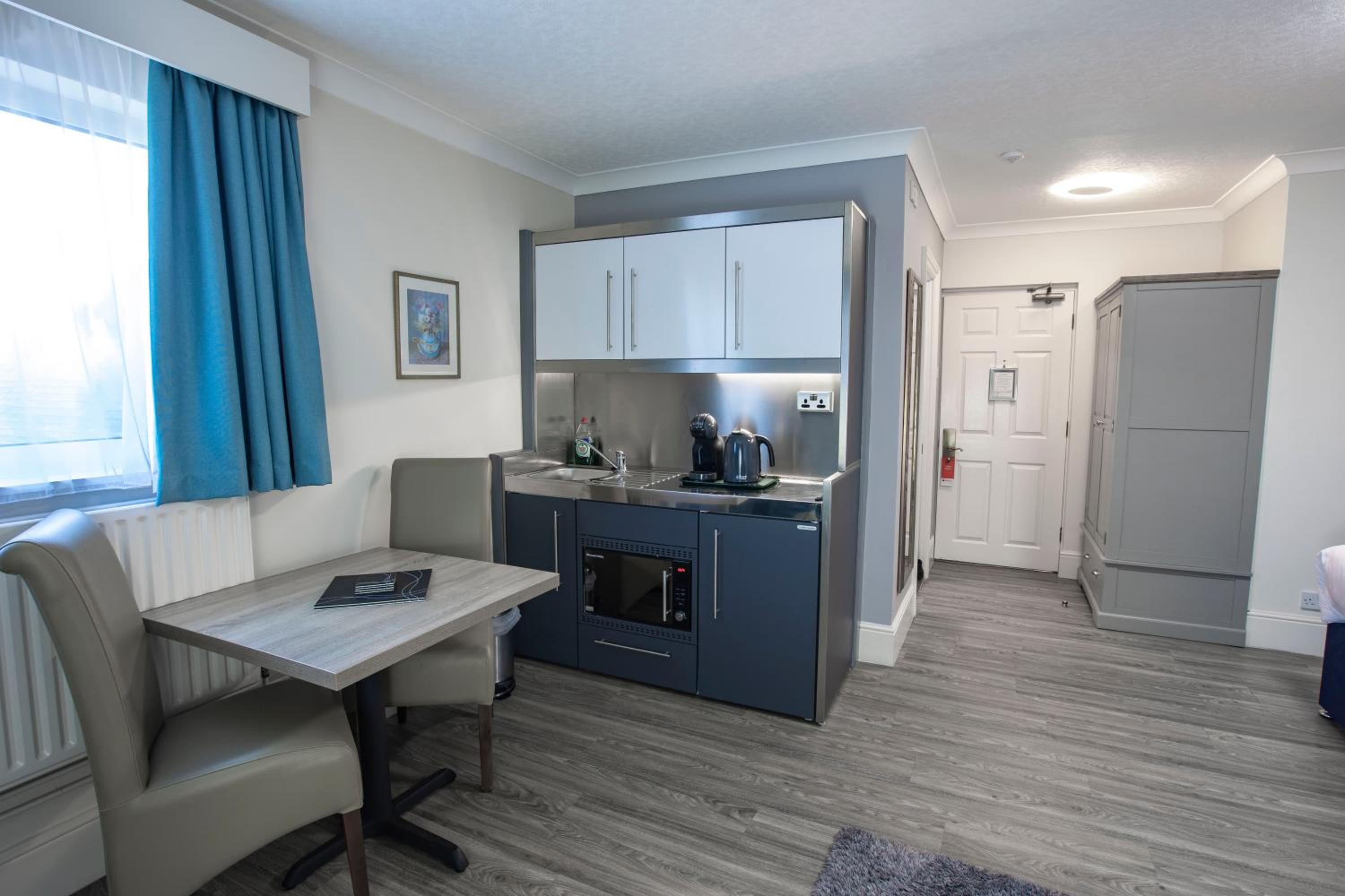 King Suite - Photo 8