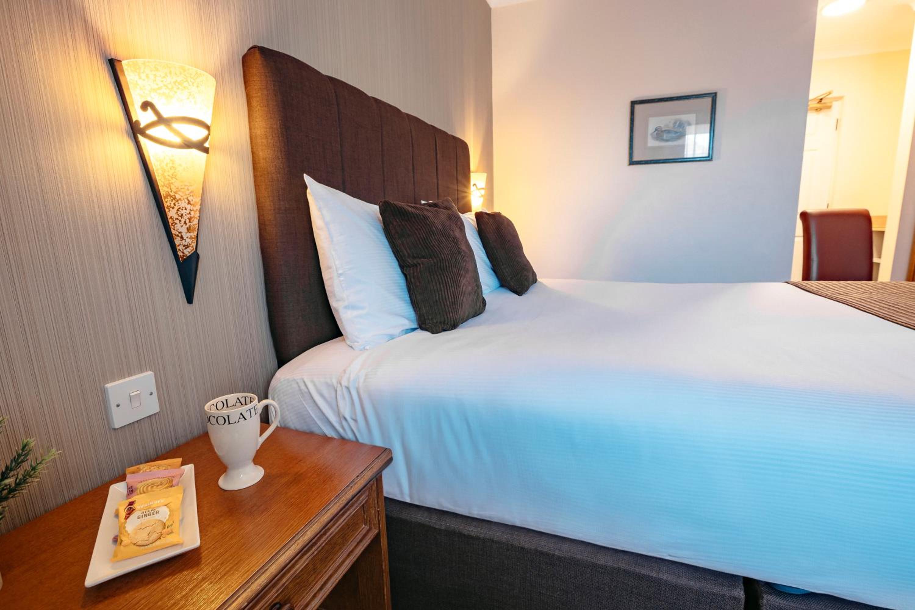 Standard Double Room - Non-Smoking - Photo 3