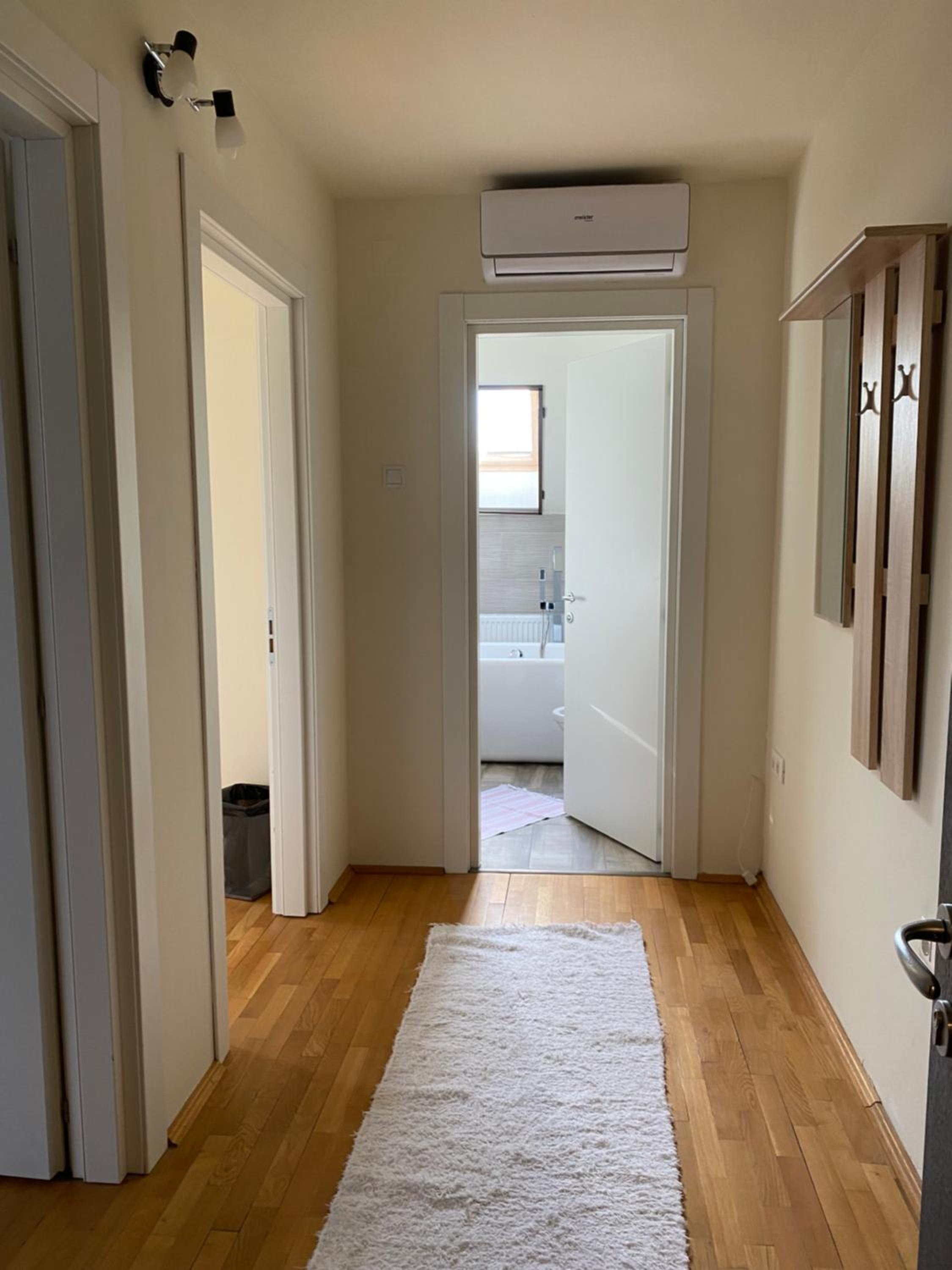Apartment - Photo 8