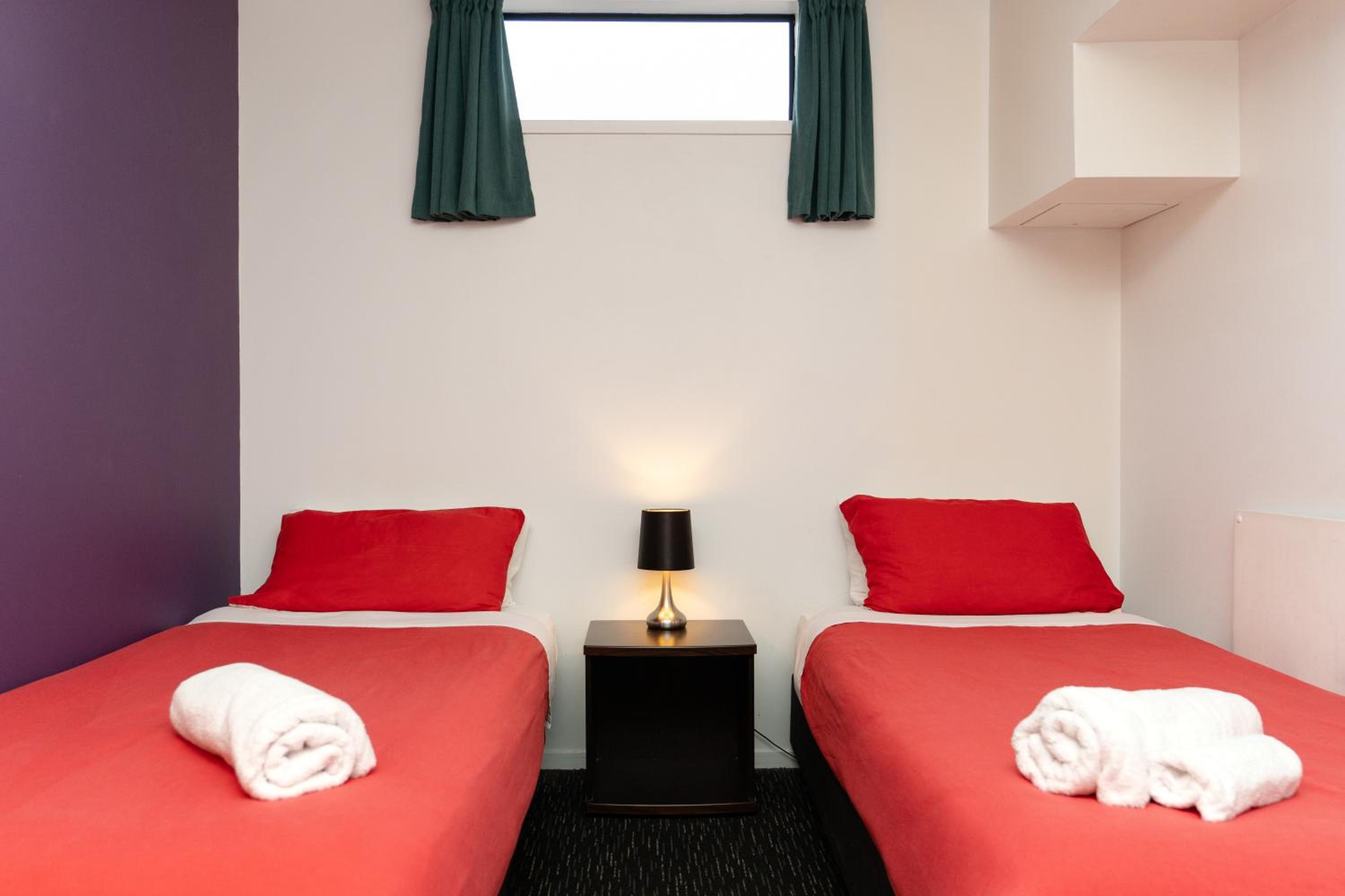 Twin Room Ensuite photo 1