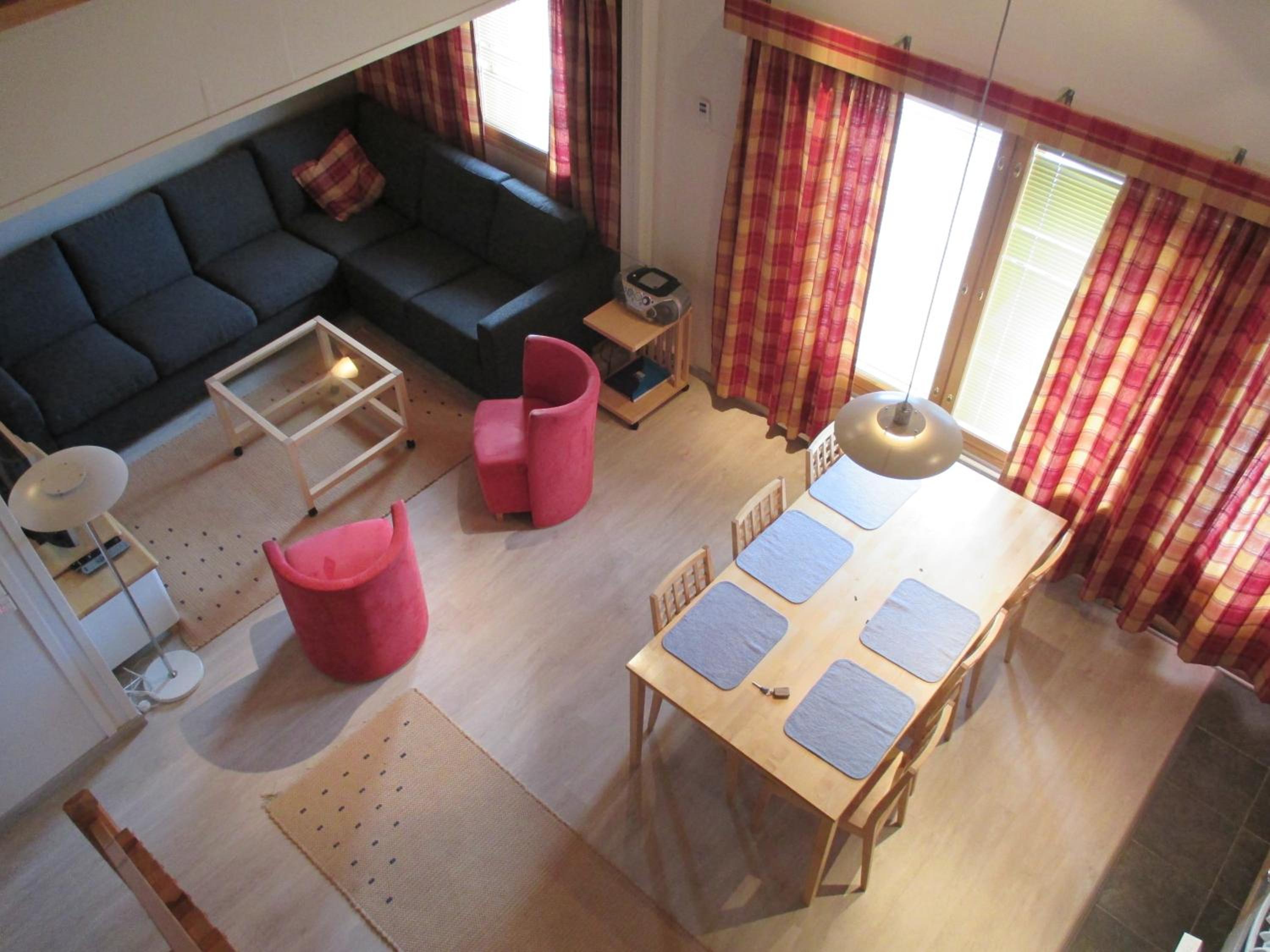 One-Bedroom Apartment photo 1