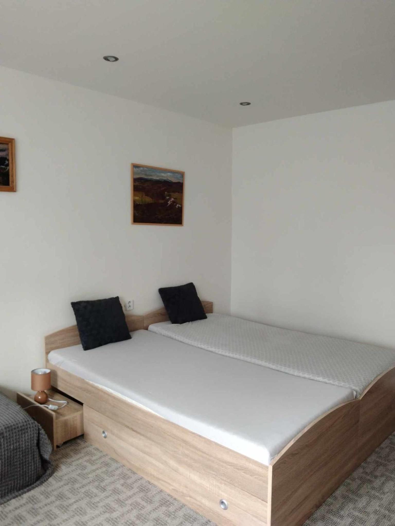 Double or Twin Room with Extra Bed photo 2