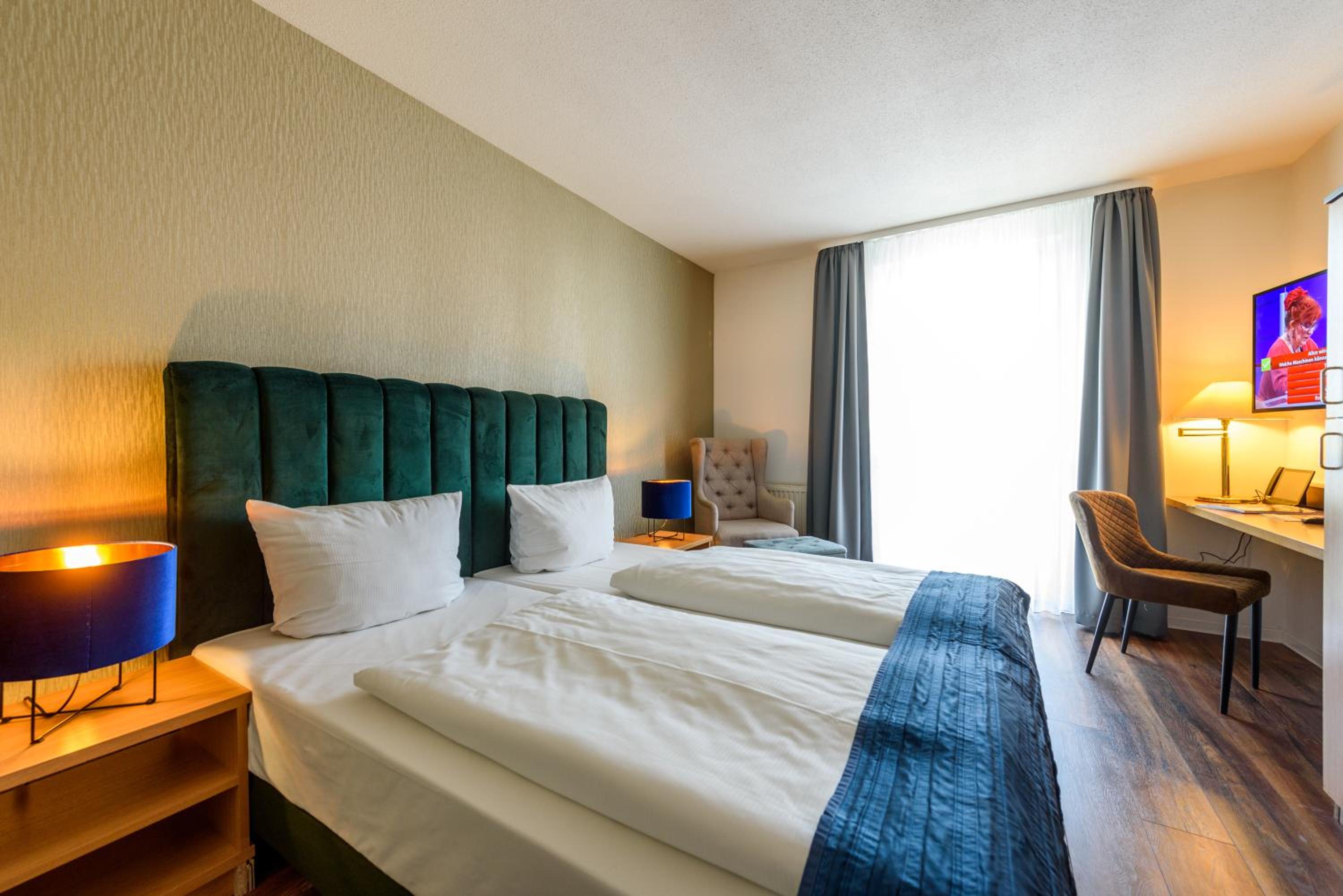 Double Room - Photo 6