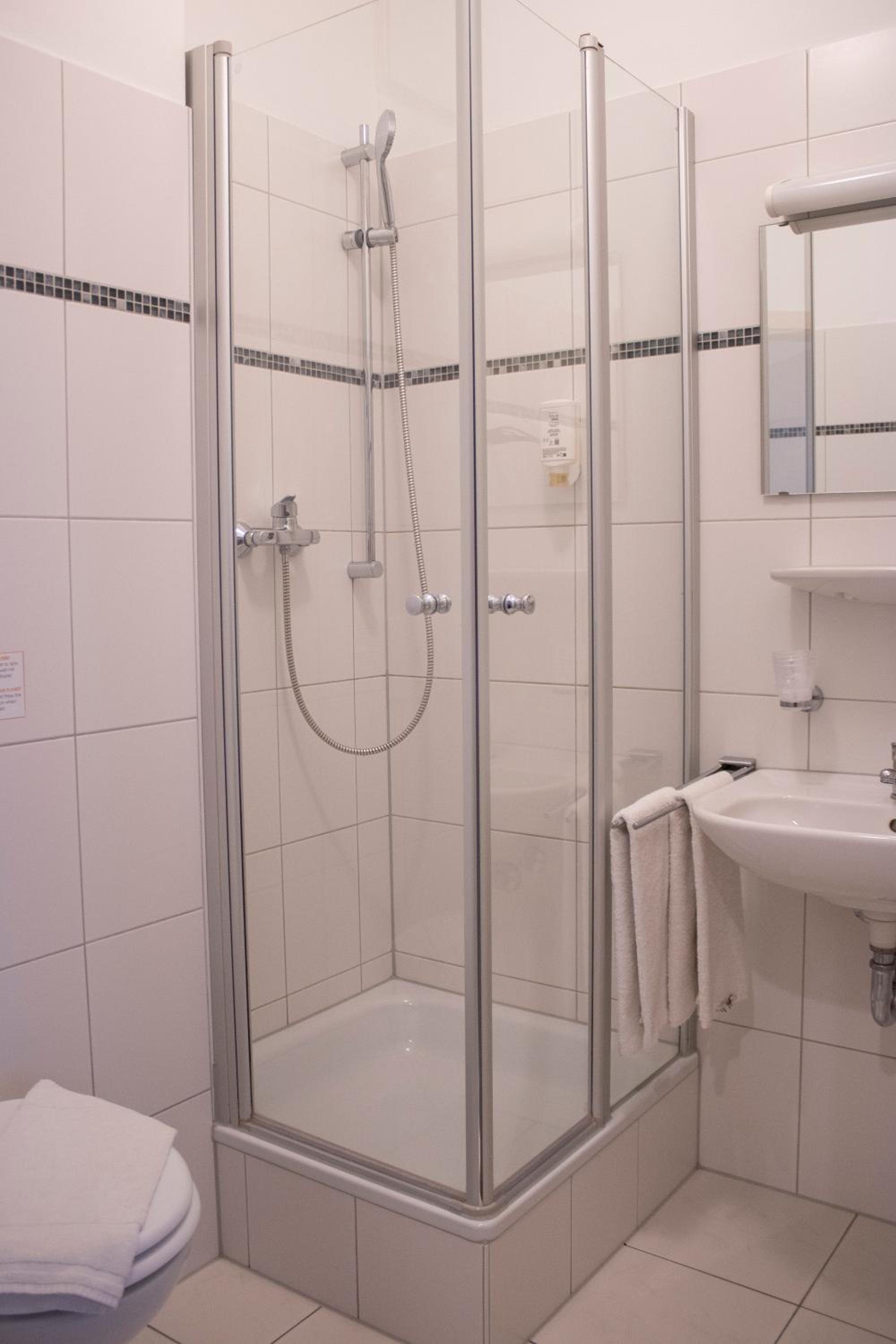 Triple Room - Photo 3