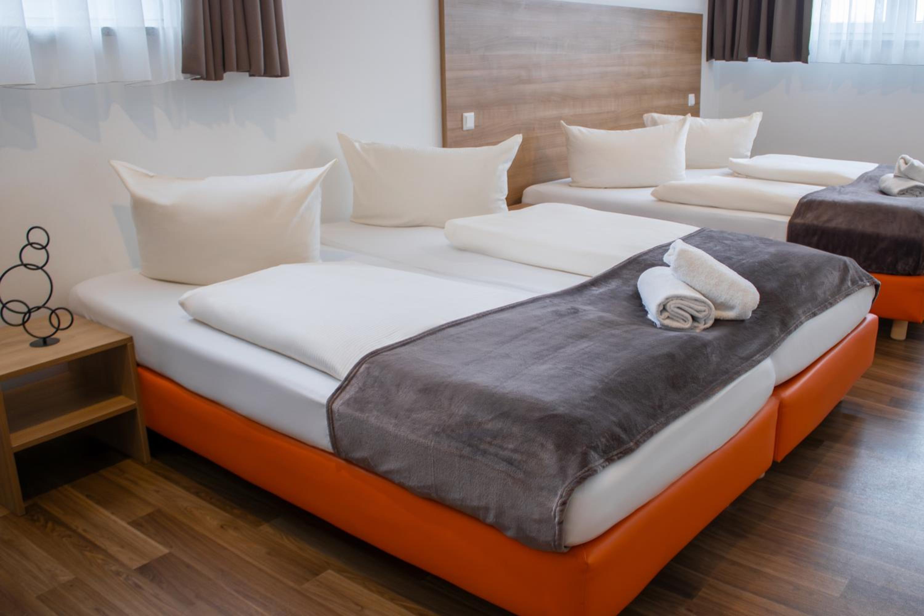 Quadruple Room - Photo 1