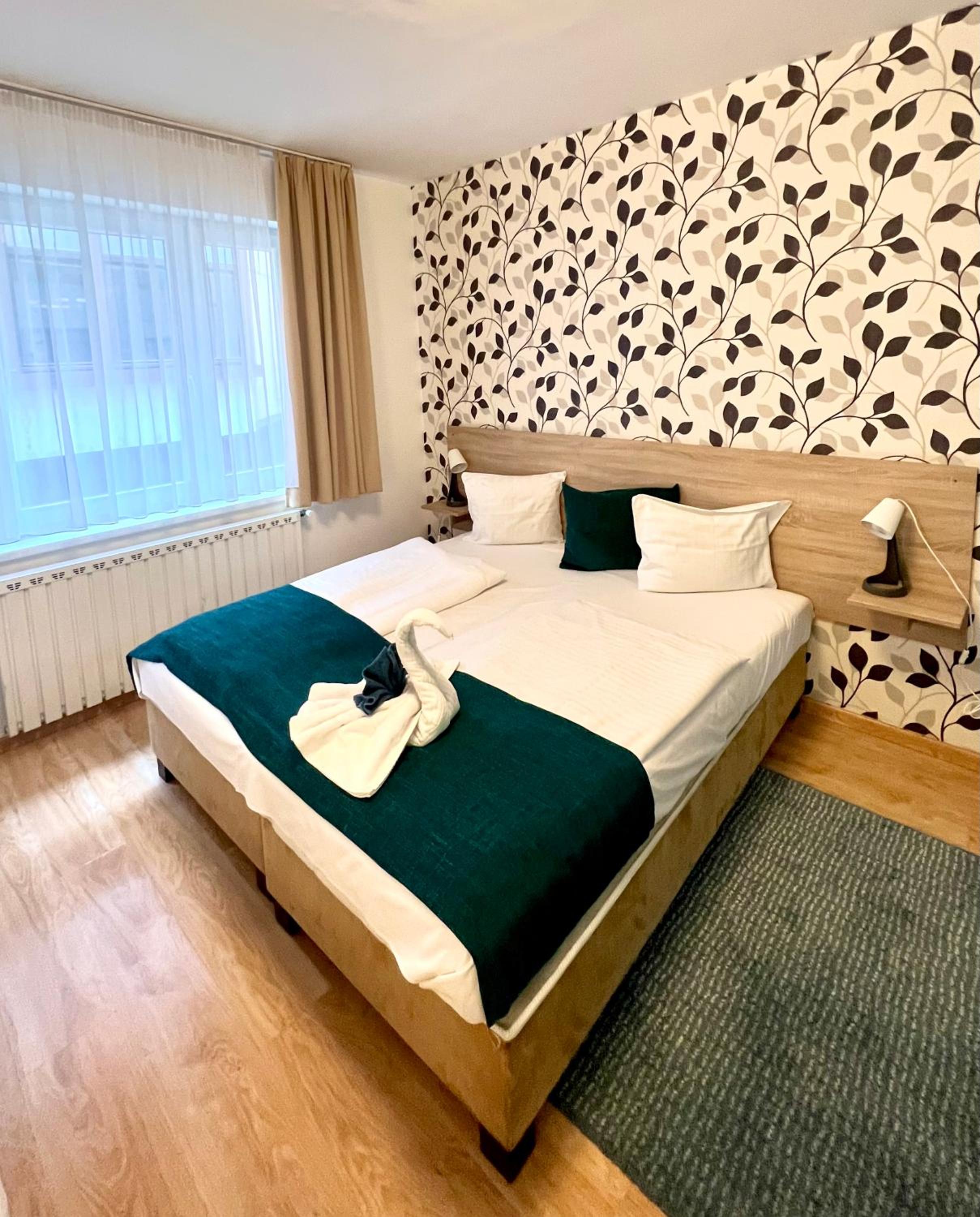 One-Bedroom Apartment - Photo 8
