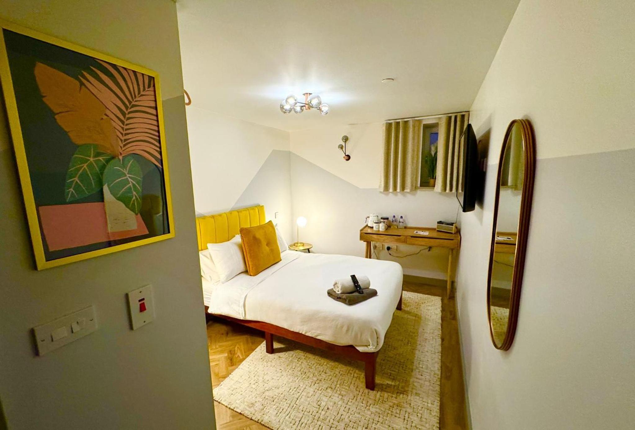 Standard Double Room - Photo 2