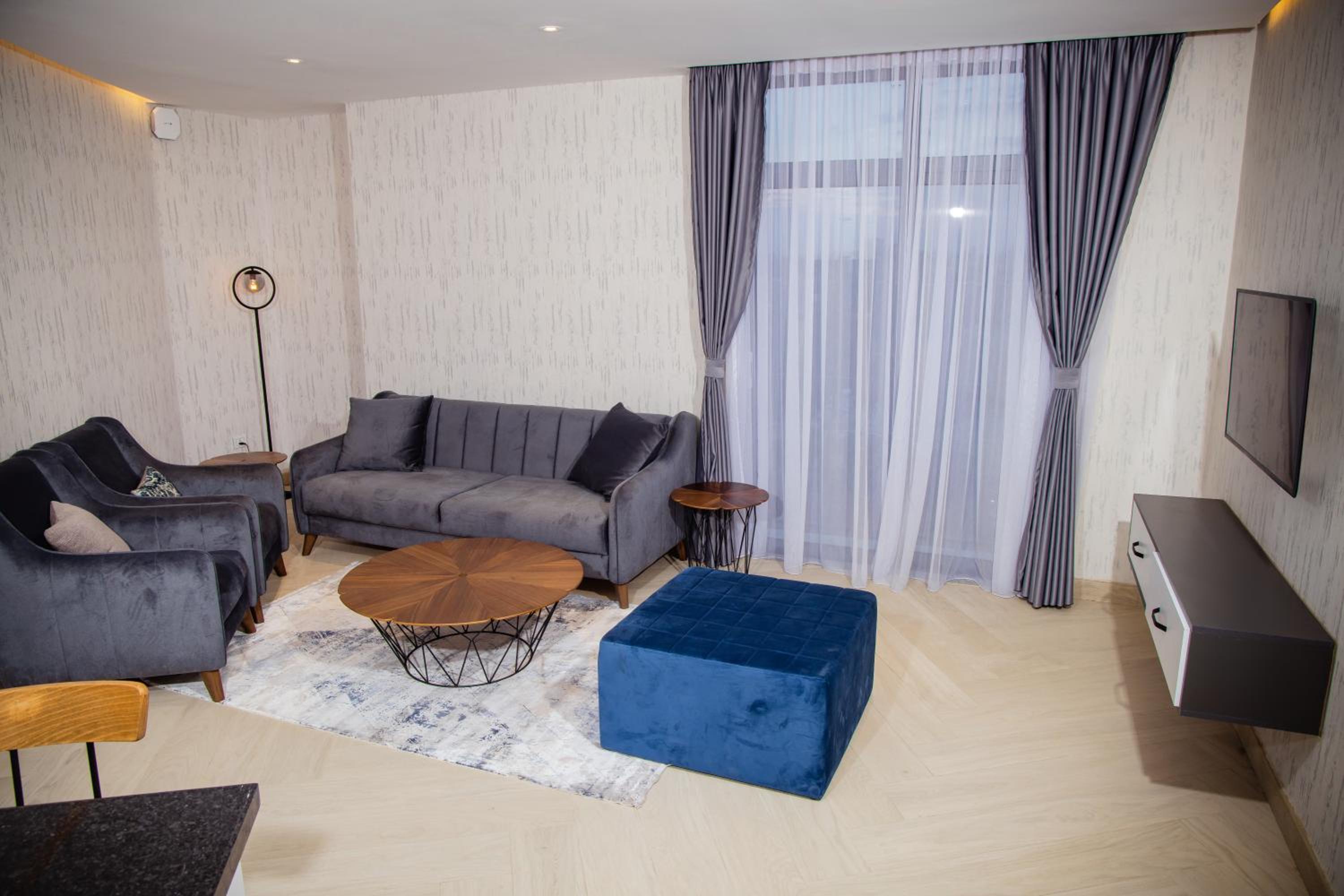 Family Suite with Balcony photo 2