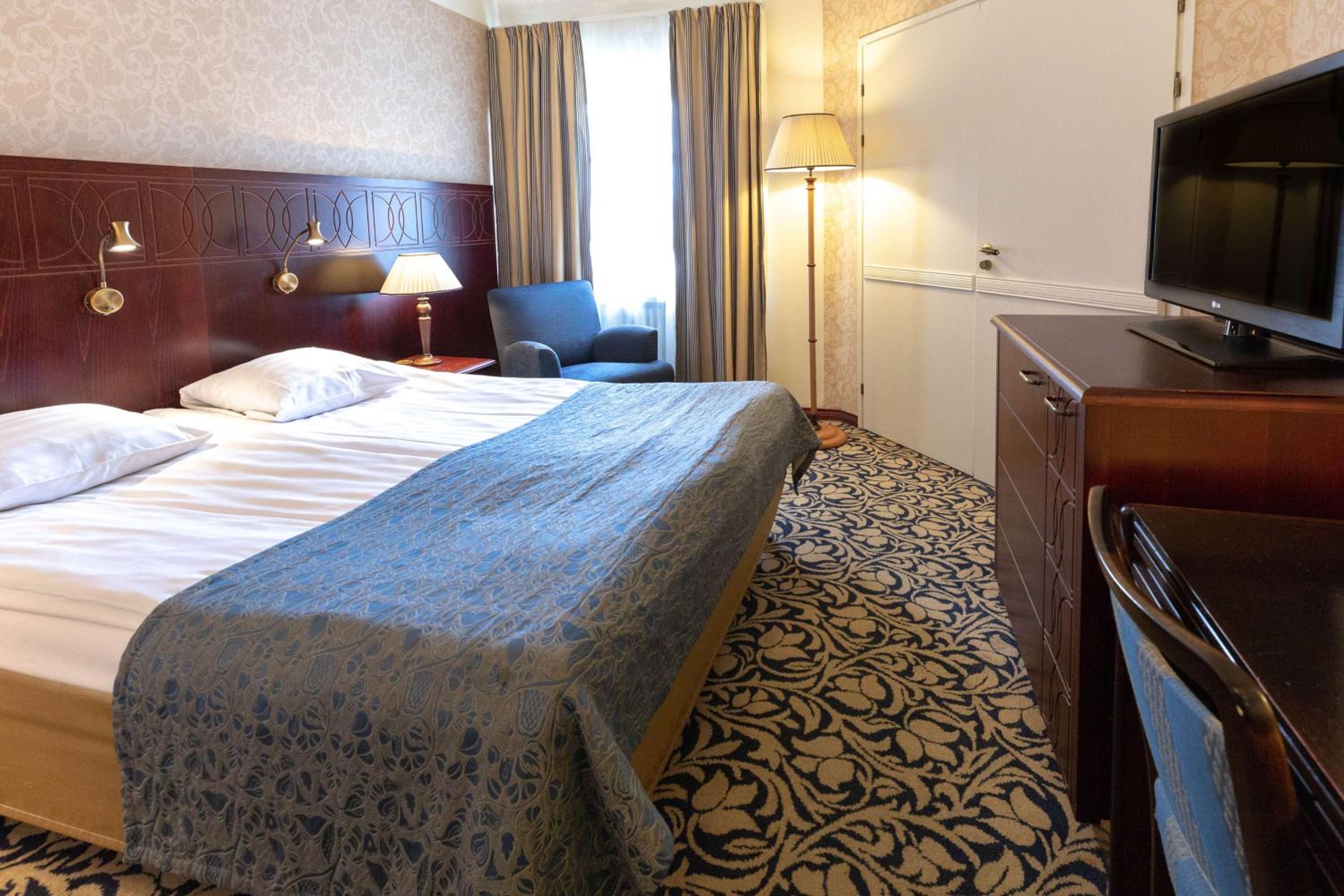 Superior Queen Room - Castle Building - Photo 1