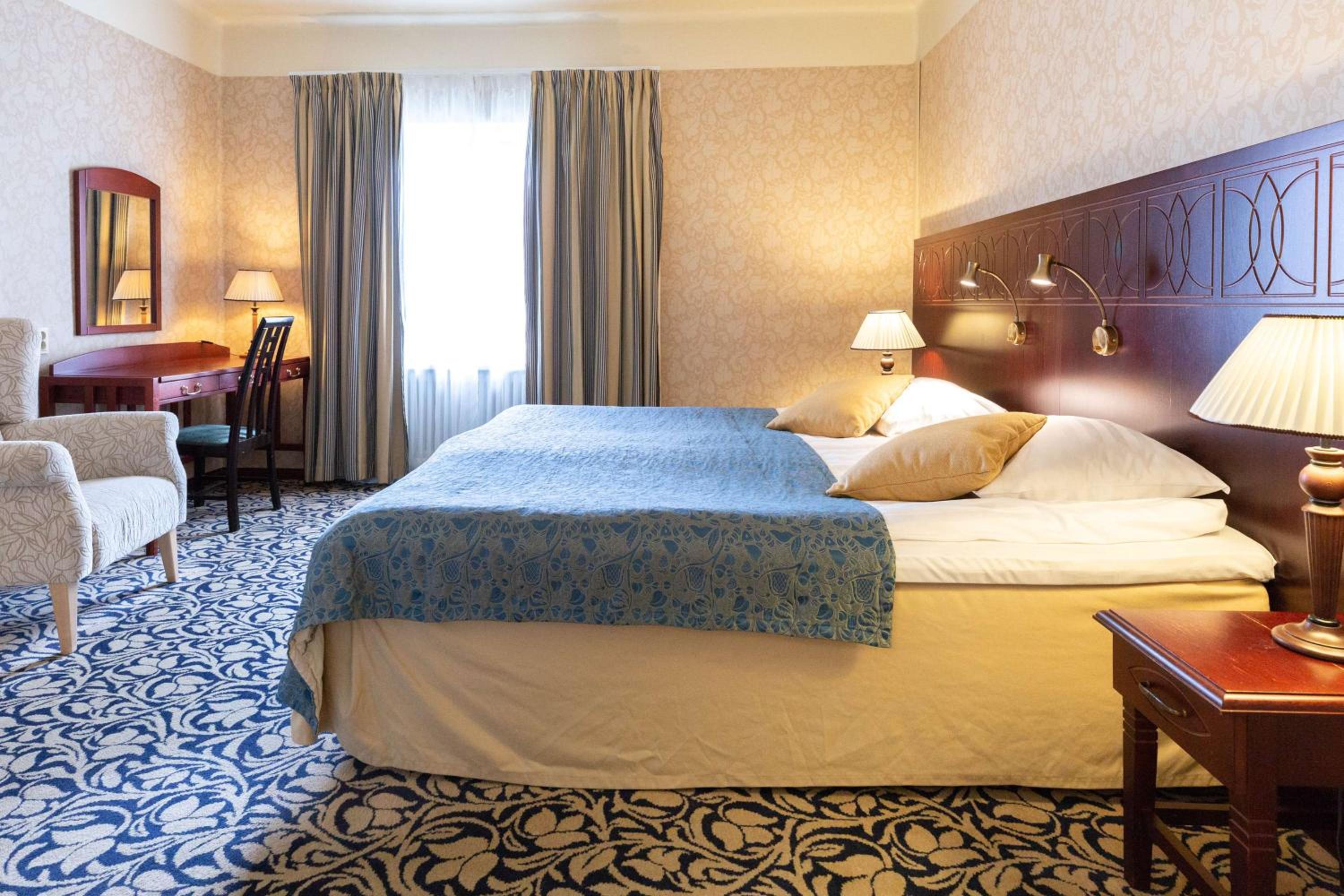 Superior King Room - Castle Building - Photo 1