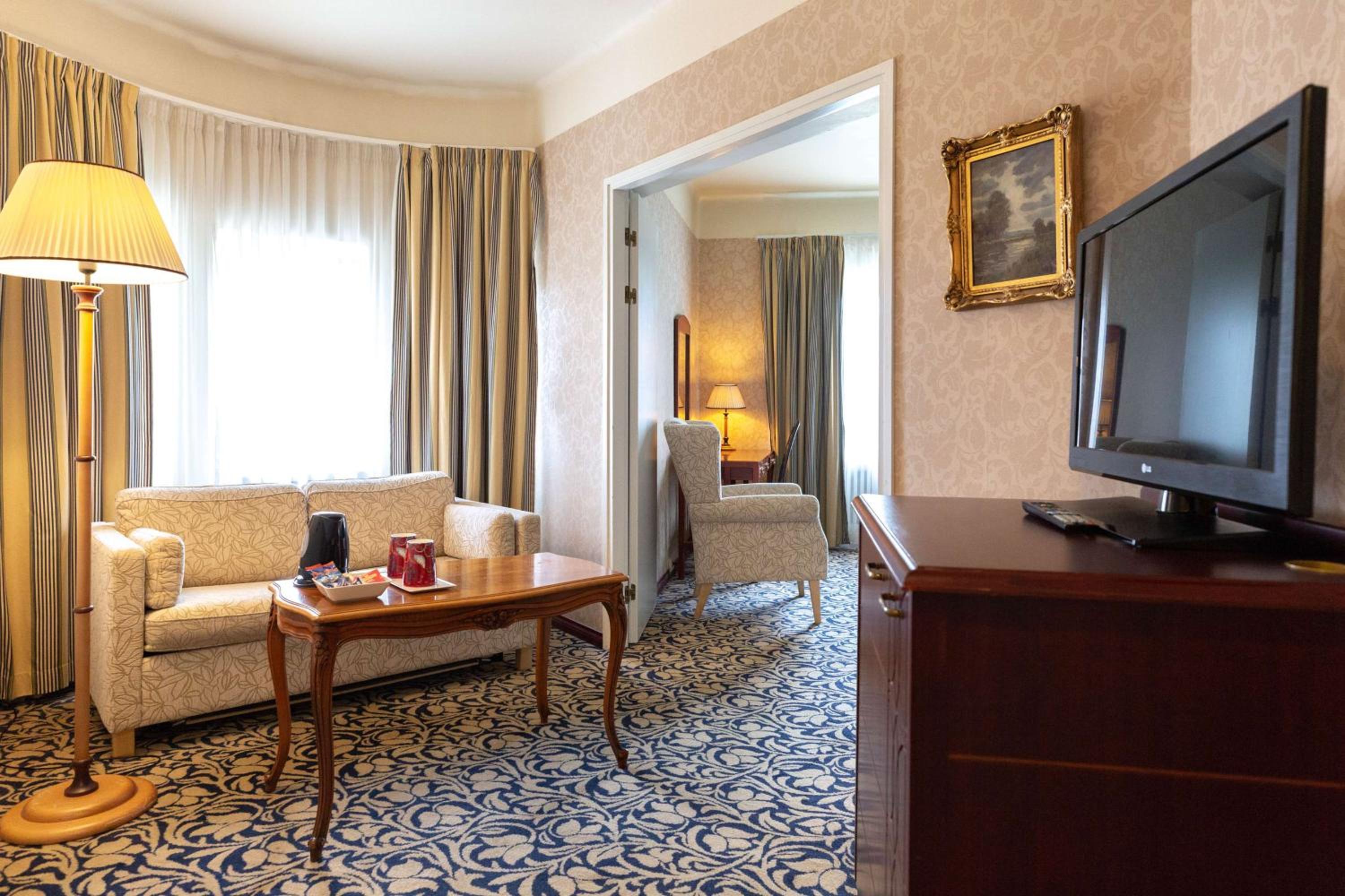 Superior King Room - Castle Building - Photo 2