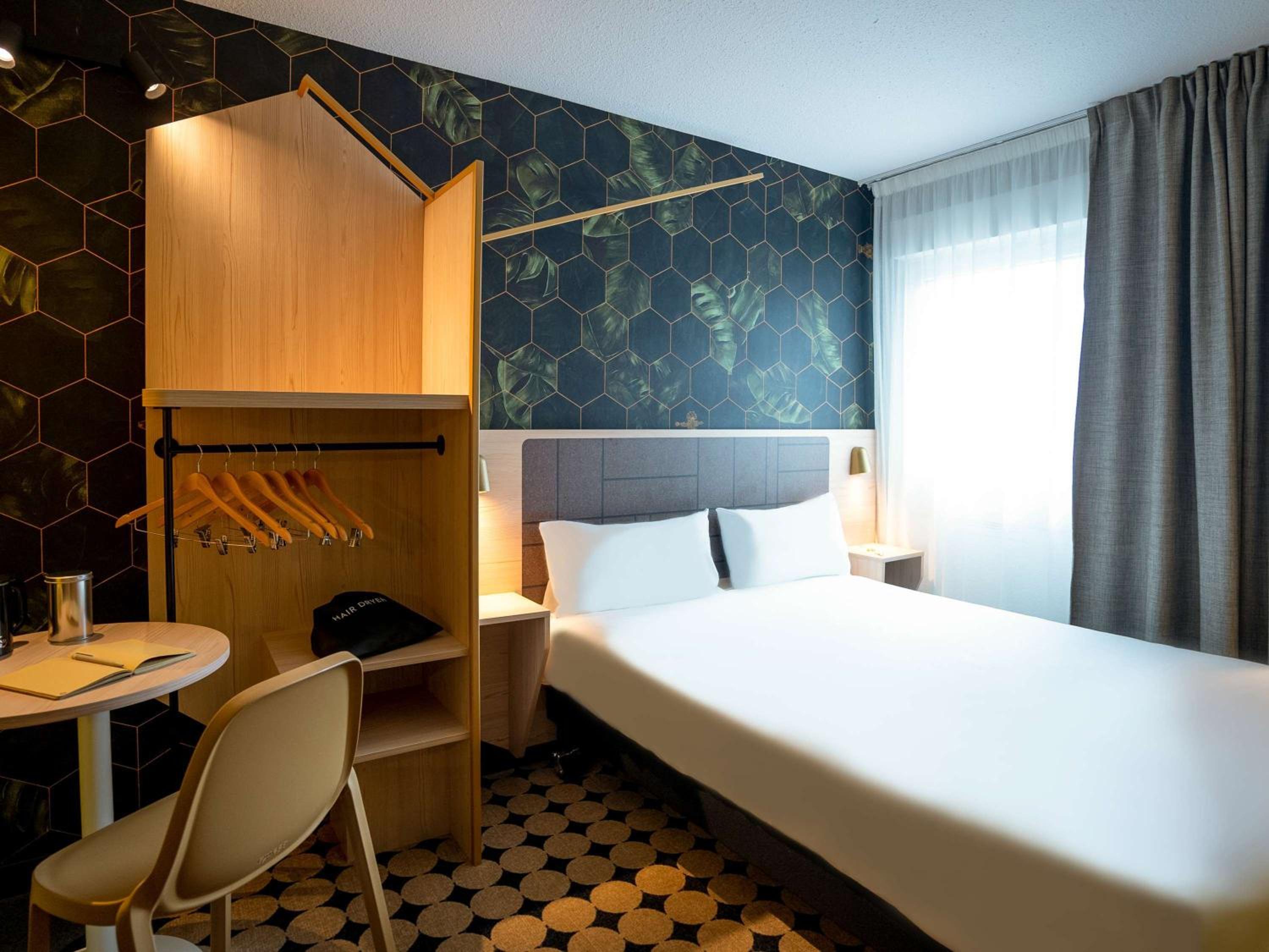 Standard Double Room - Photo 4