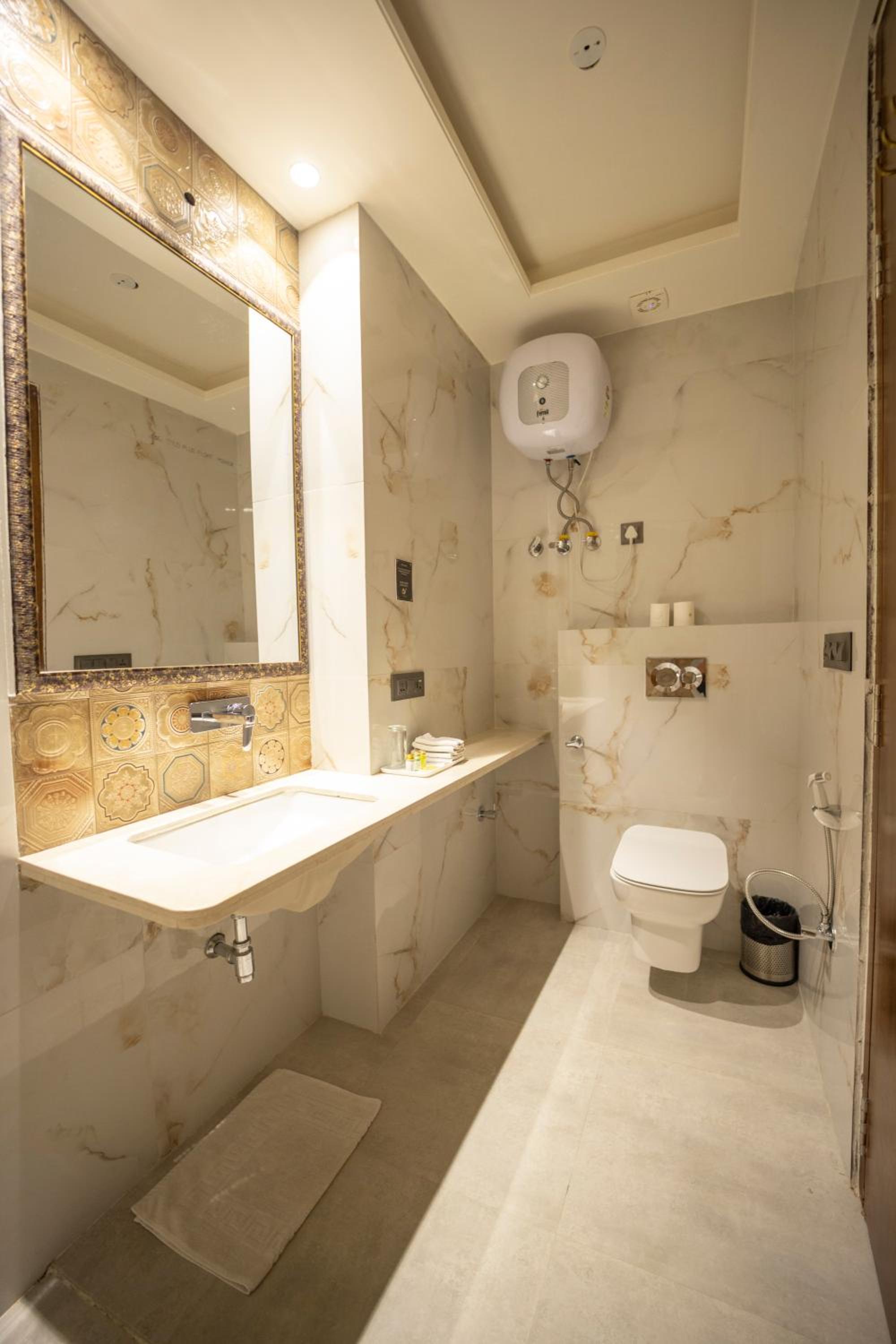 Quadruple Room - Photo 3