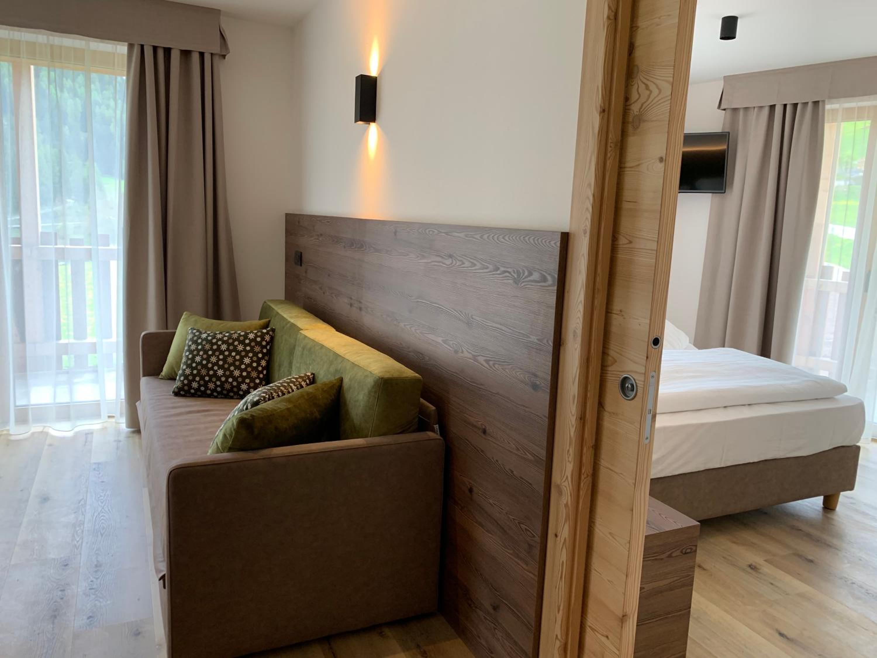 Suite with Balcony photo 3